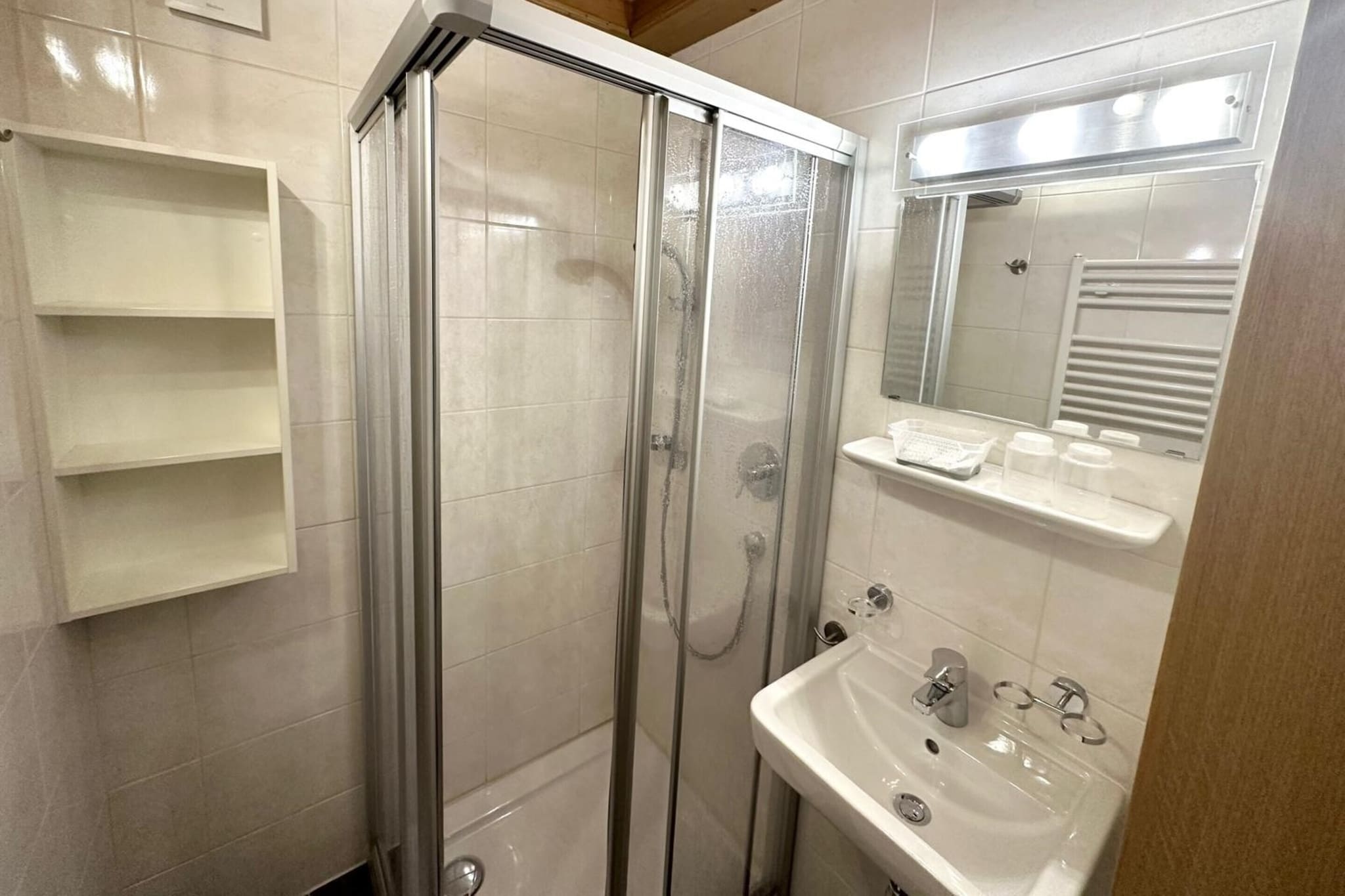 Apartment 4-Badezimmer
