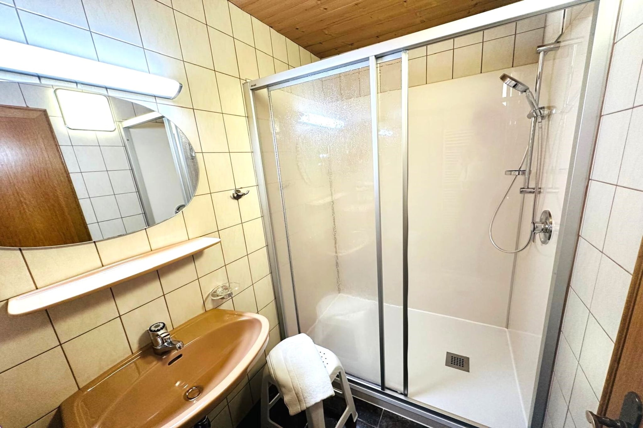Apartment 4-Badezimmer