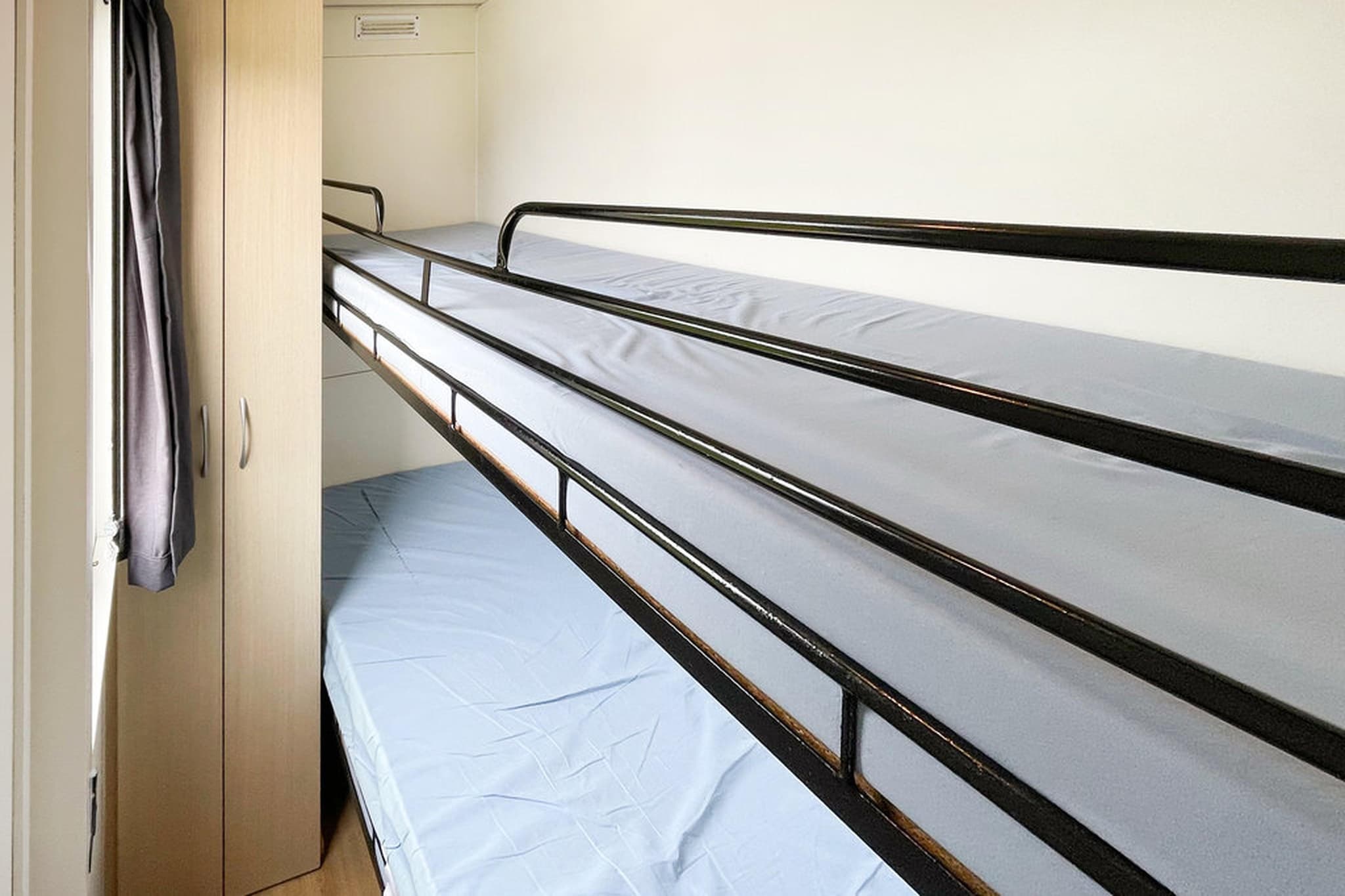 2 chalets naast elkaar-Chambre