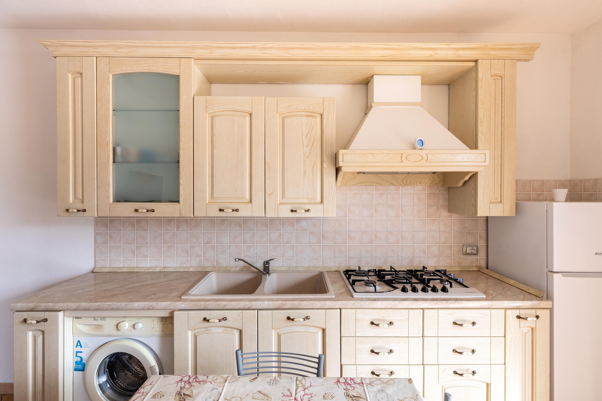 TRILO 1 MAGNOLIA-Keuken