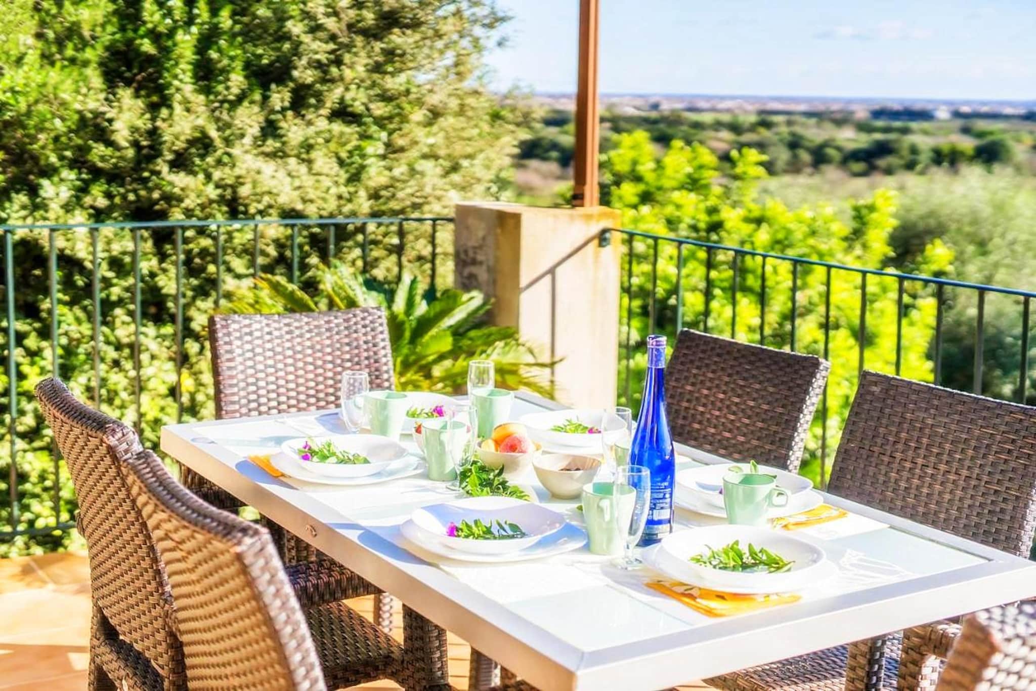 Finca Es Puchet in B-Terrace balcony