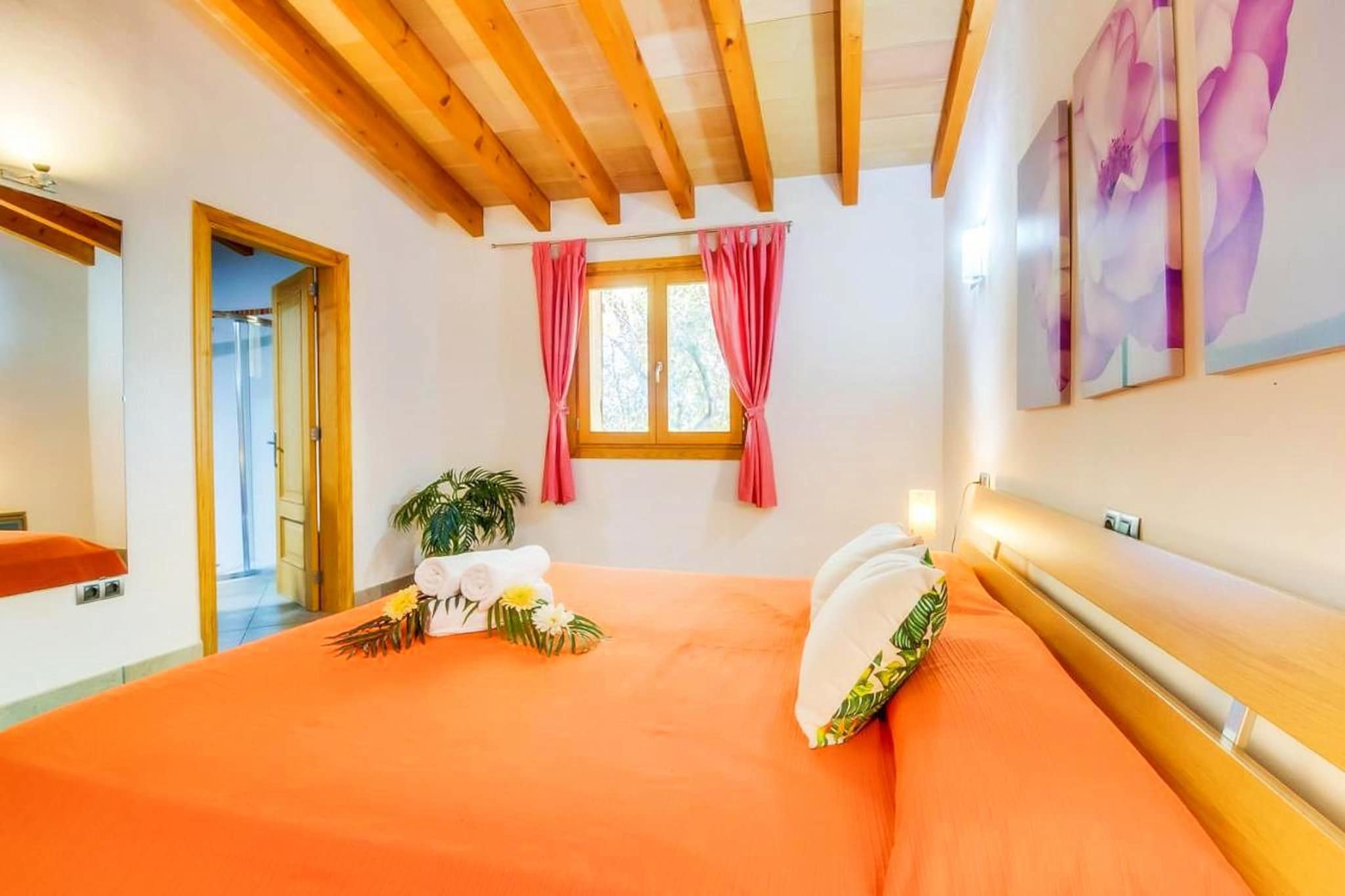 Finca Es Puchet in B-Bedroom
