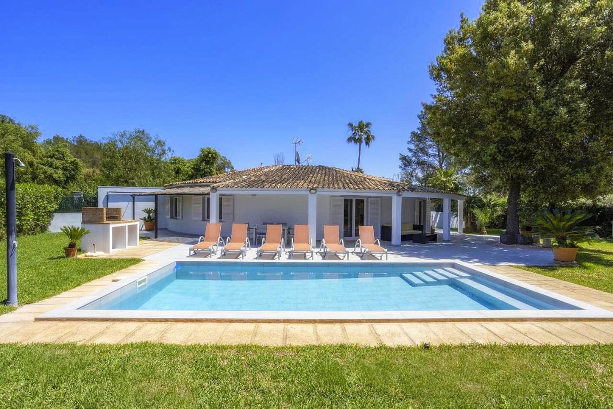 Casa Encinar in Cres-Pool
