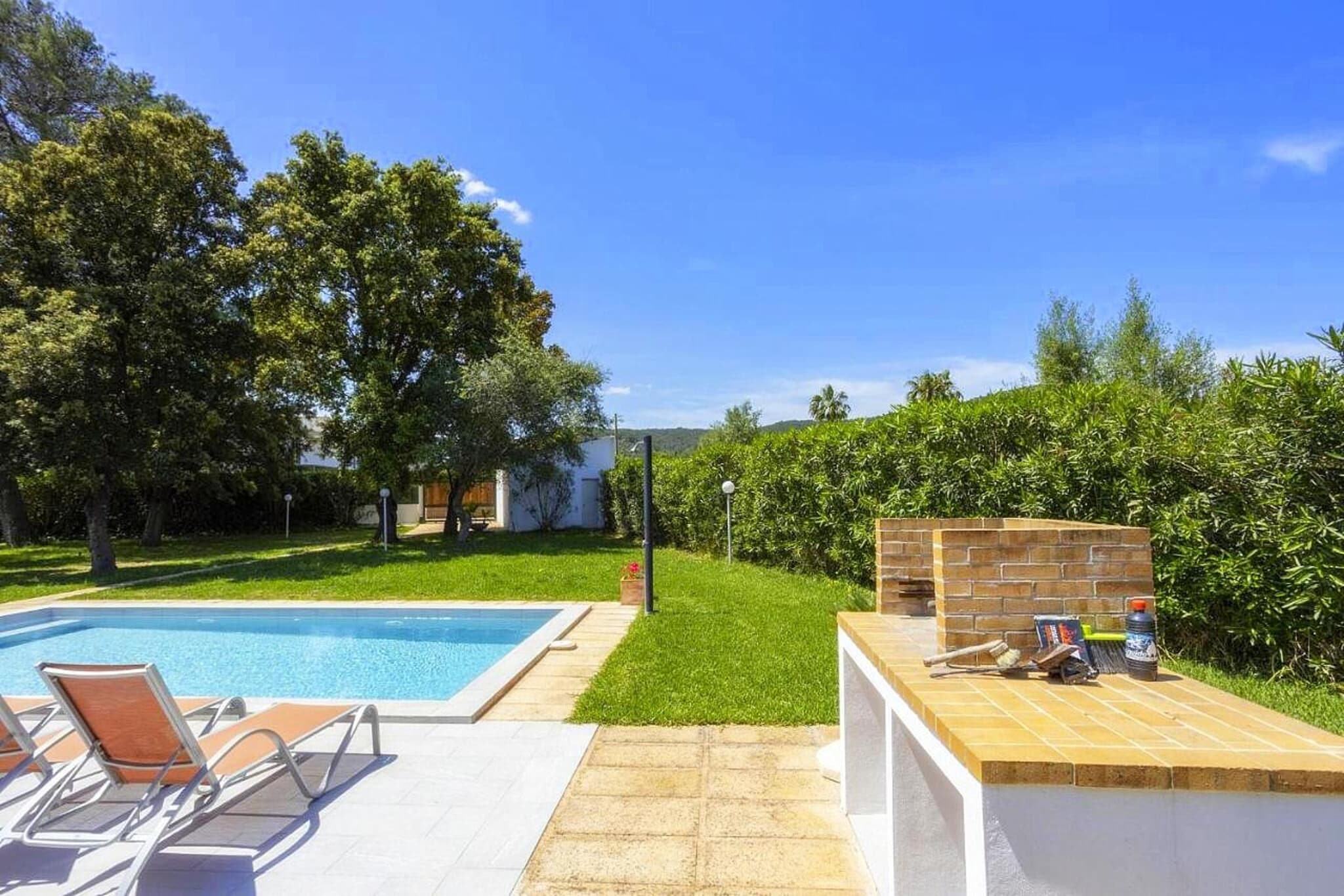 Casa Encinar in Cres-Piscine