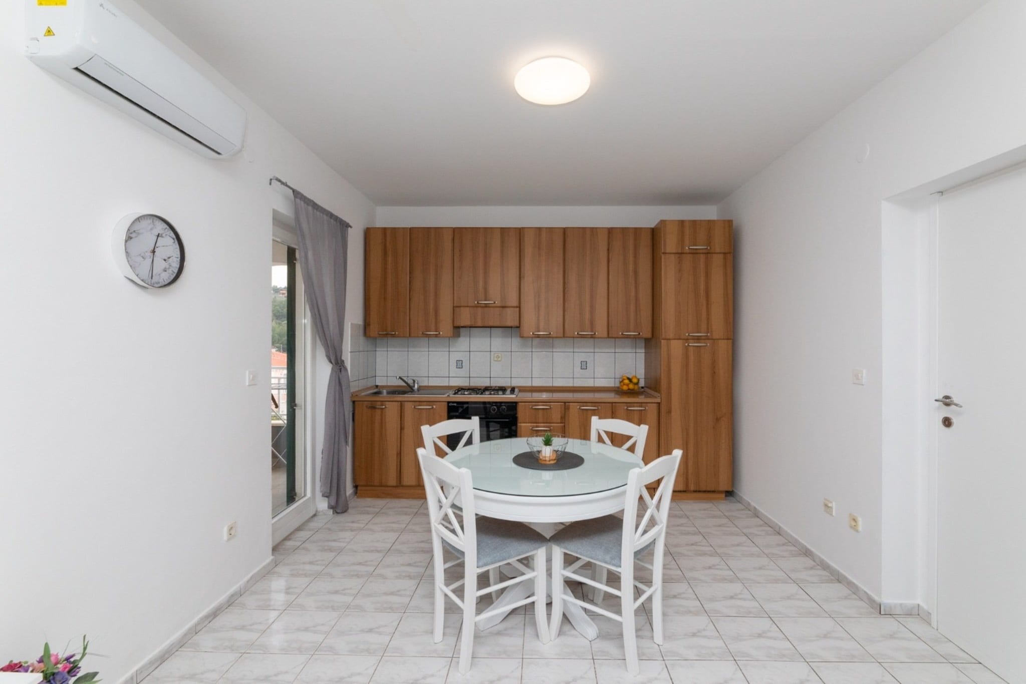 Villa Supetar Garden - Standard Two Bedroom Apartment with Terrace