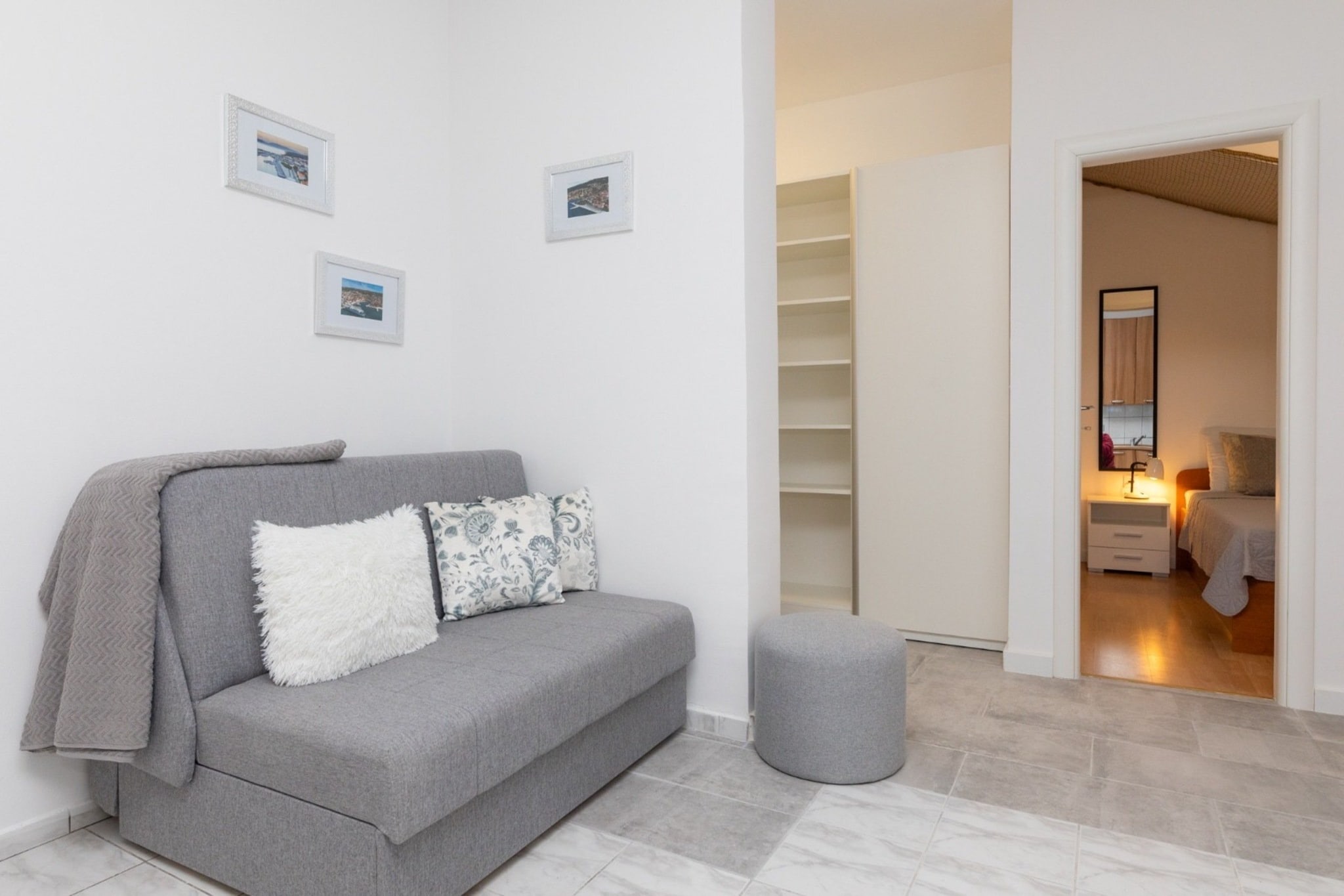 Villa Supetar Garden - Standard Two Bedroom Apartment with Terrace - Eetkamer