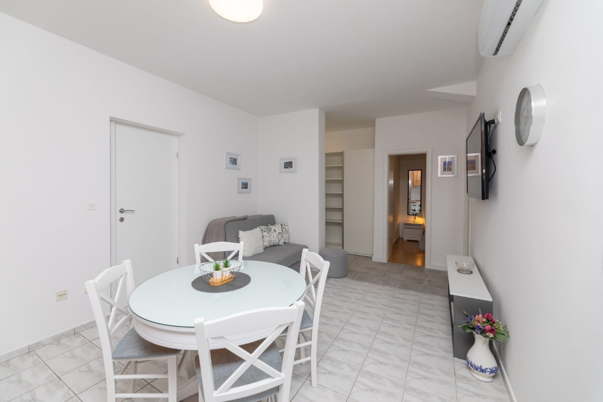 Villa Supetar Garden - Standard Two Bedroom Apartment with Terrace