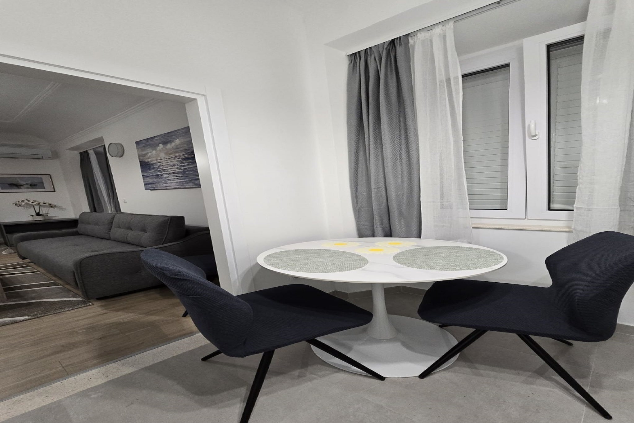 Anima Mea Old Town Apartments- Premium Apartment with Balcony-Binnen