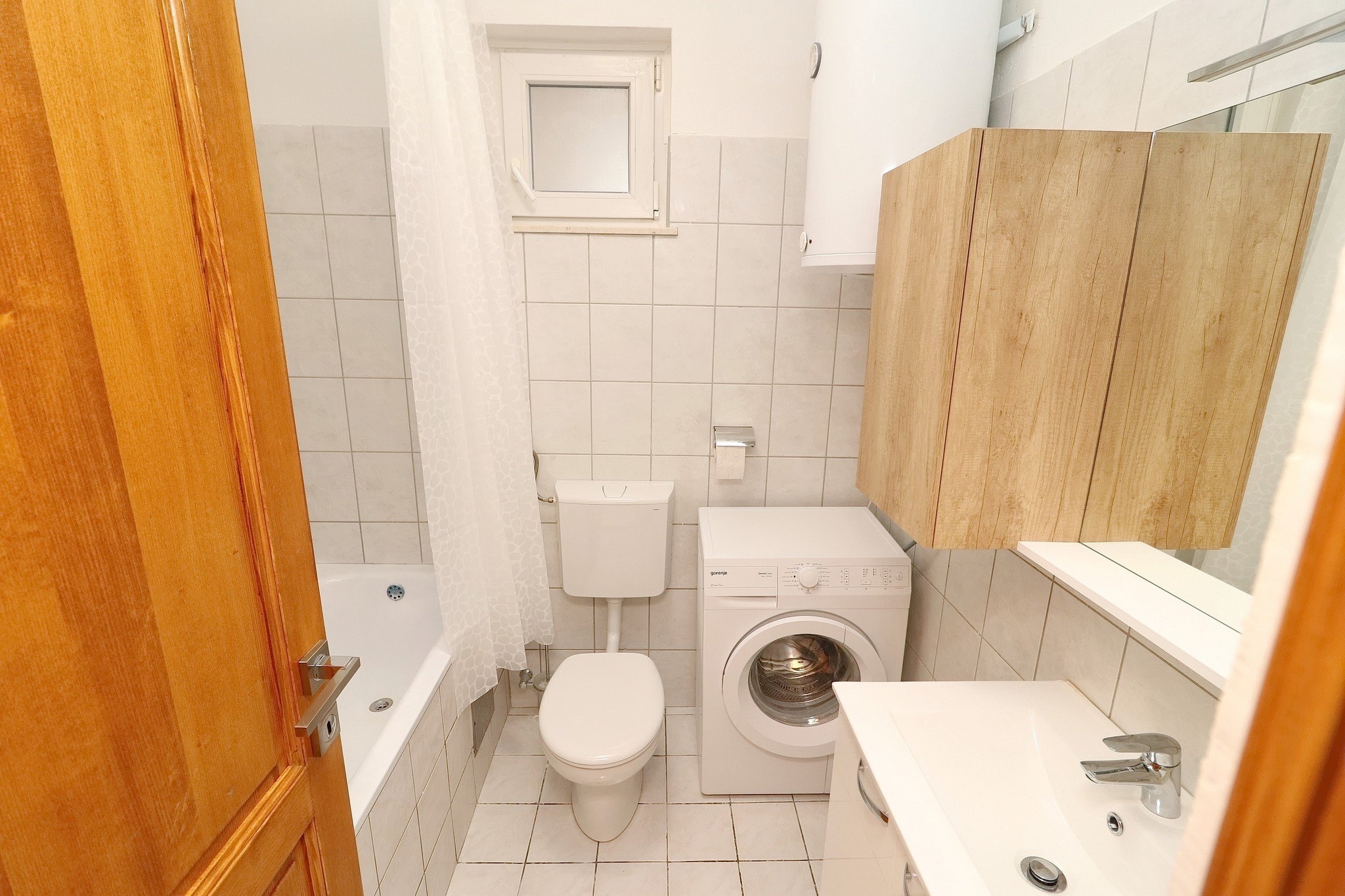 Charming Apartment Ana - One Bedroom Apartment with Terrace-Badezimmer