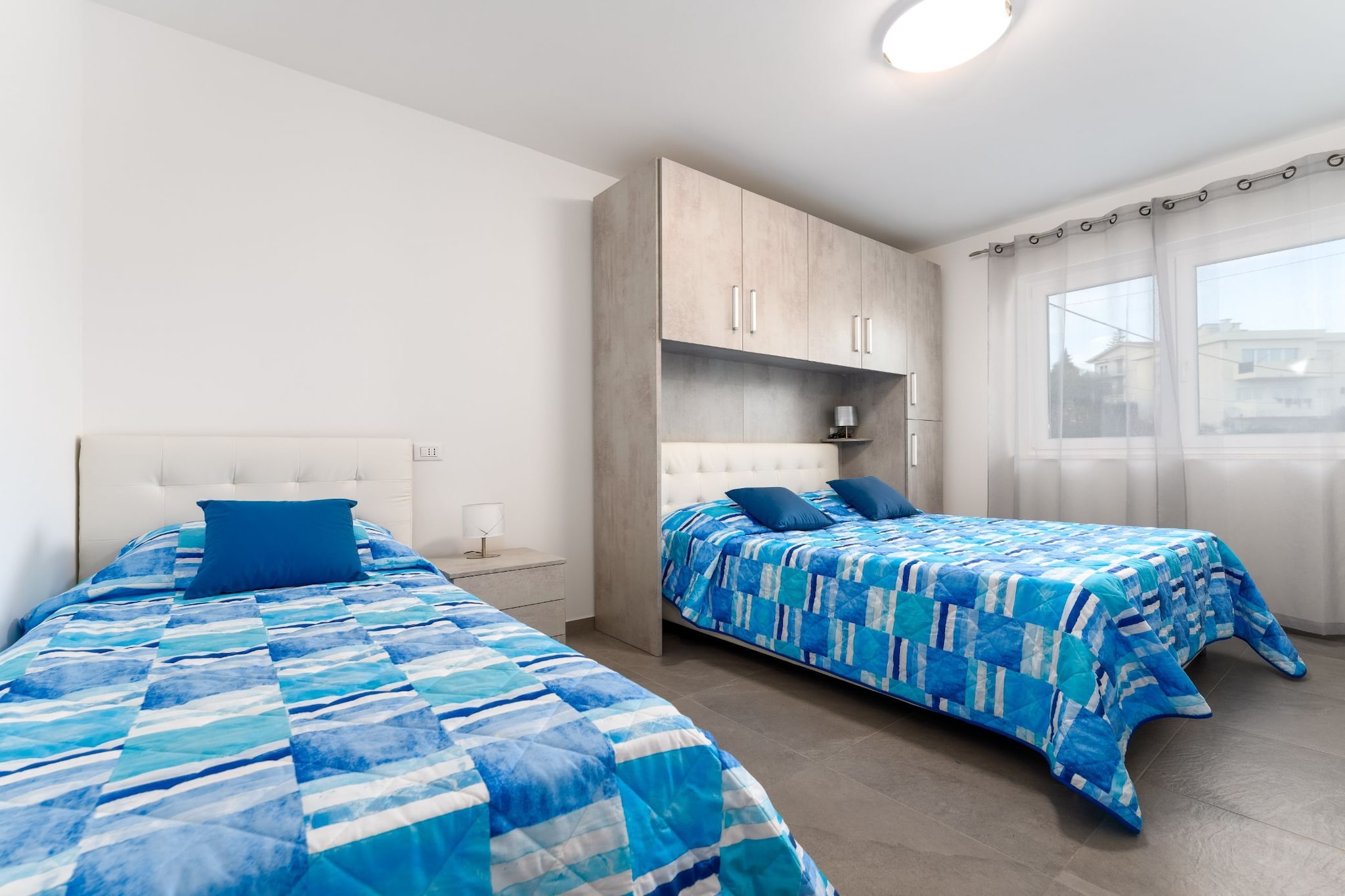 Apartment Baricevic - Two Bedroom Apartment with Balcony-Salon