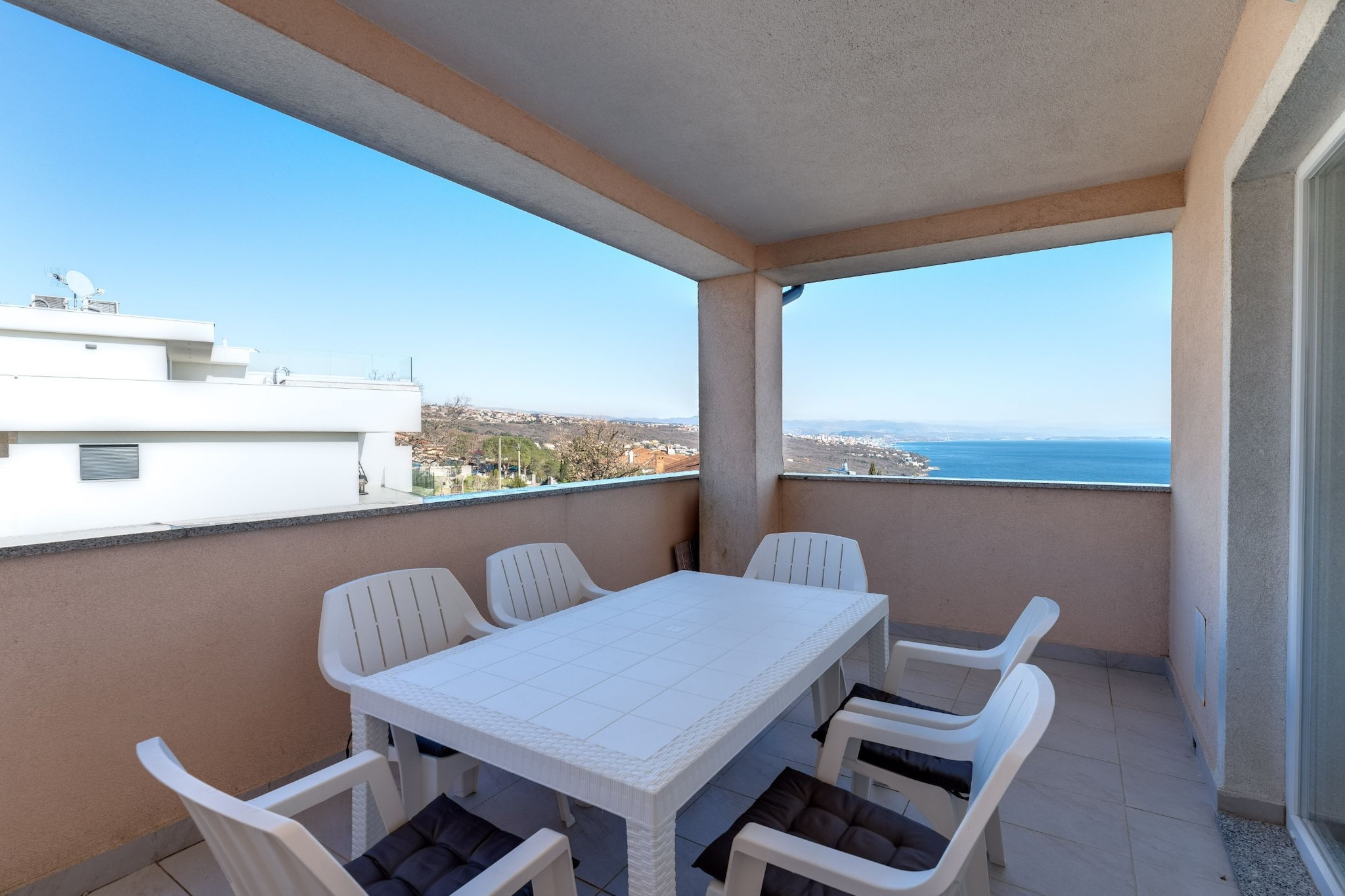 Apartment Baricevic - Two Bedroom Apartment with Balcony-Balcon-terrasse
