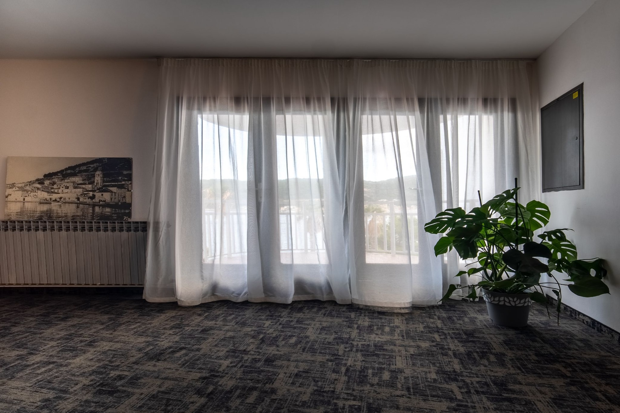 Hotel Issa - Quadruple Room Sea View-Intérieur