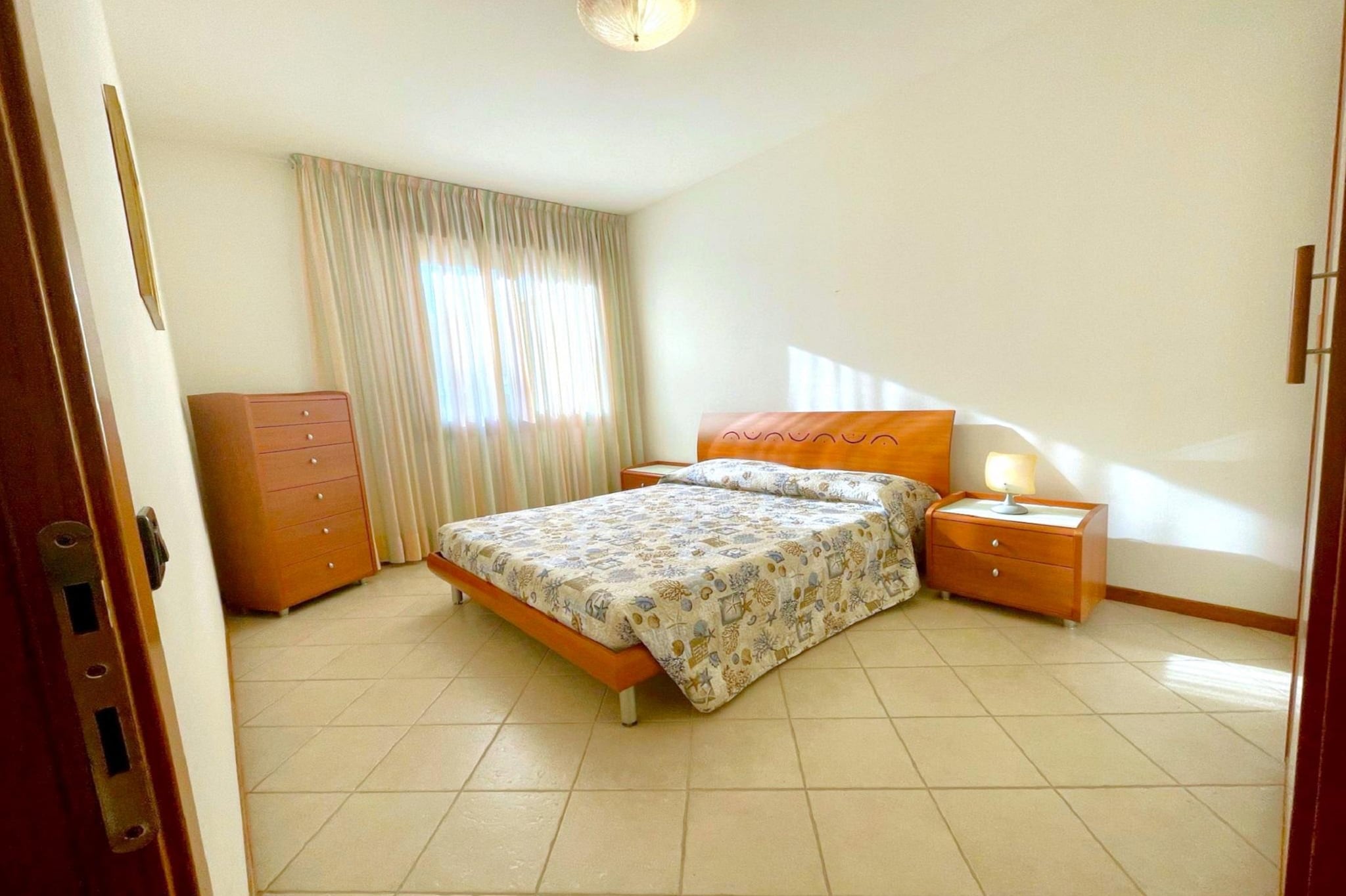 Acapulco B10-Bedroom