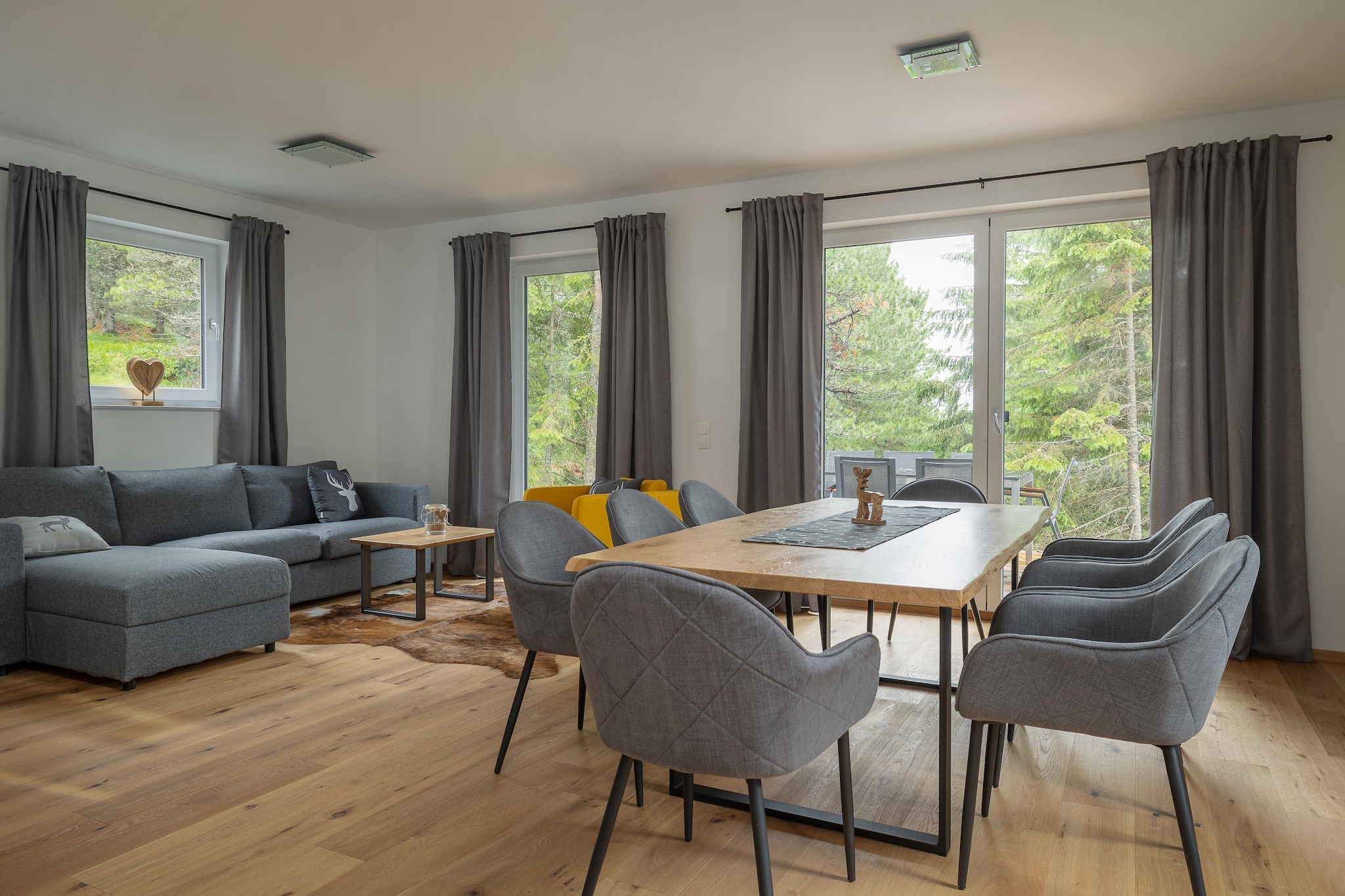 Turrach Chalet 1-Living room