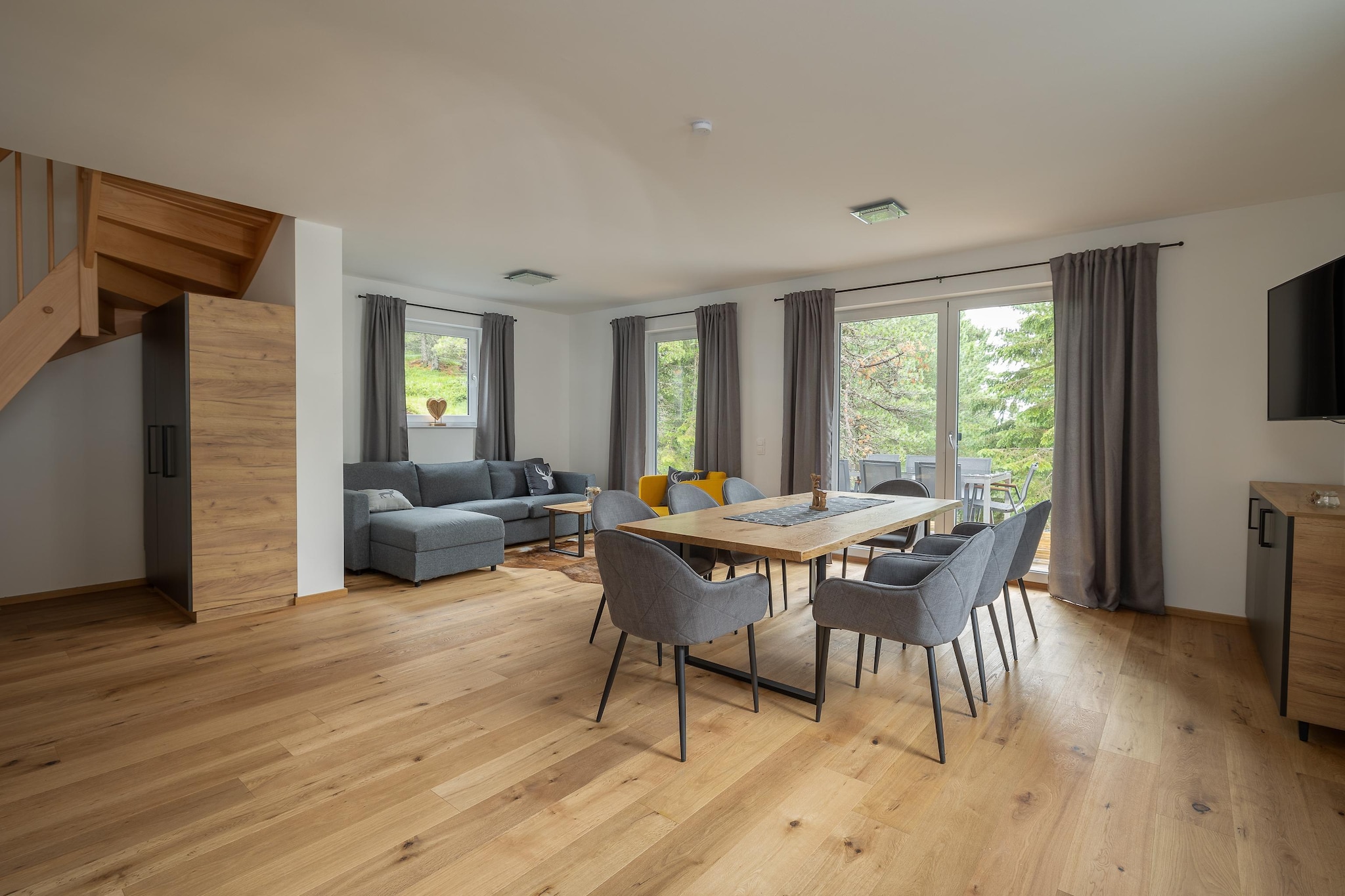 Turrach Chalet 1-Living room