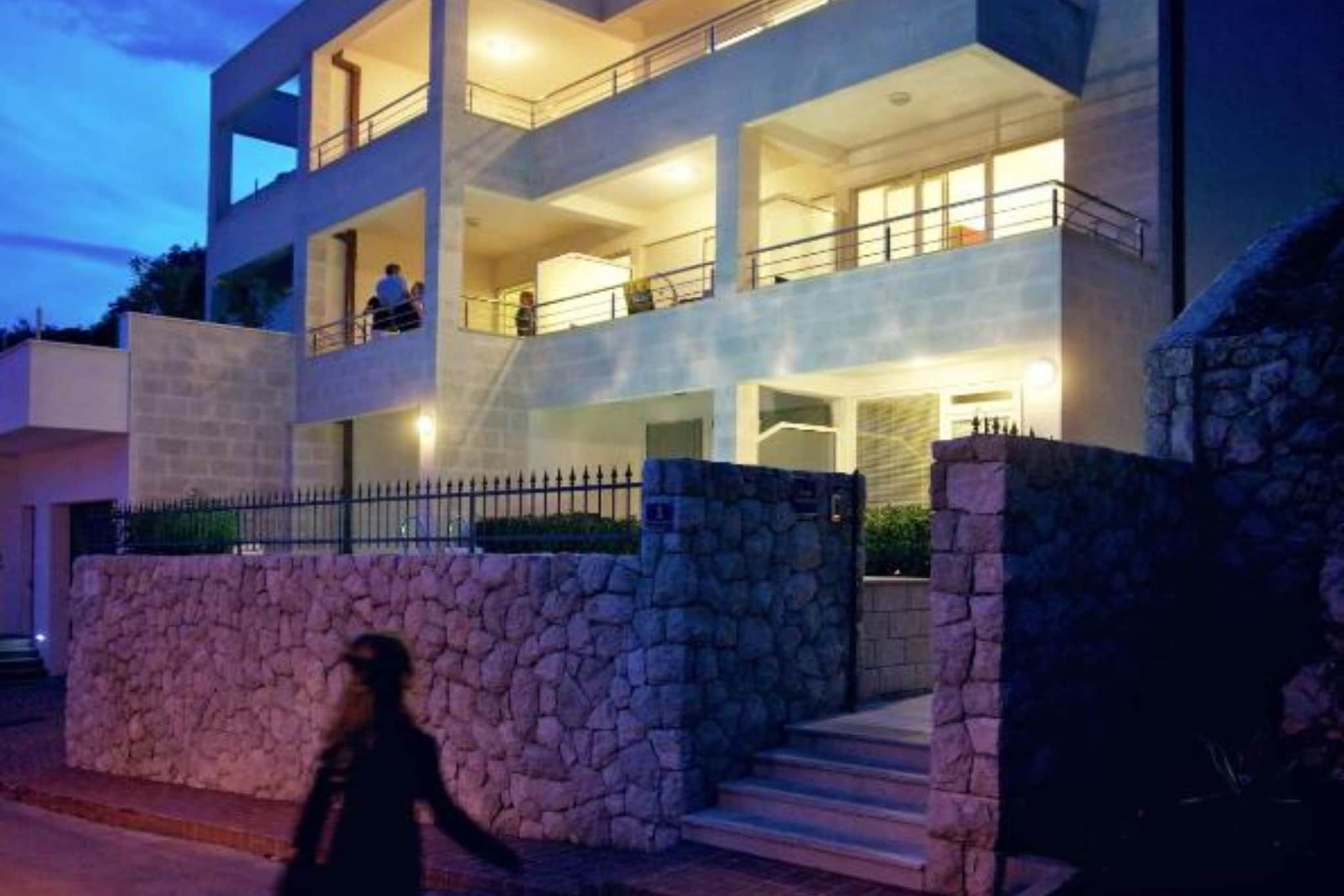 One-Bedroom Apartment With Sea View (Premium)