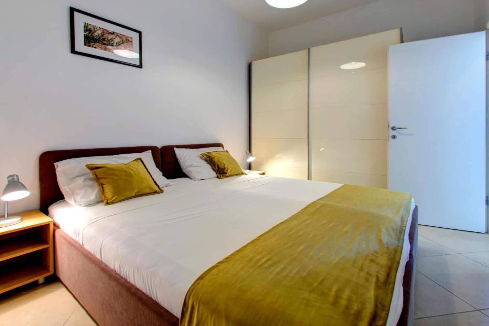 Studio Apartment With Balcony And Sea View (S2)
