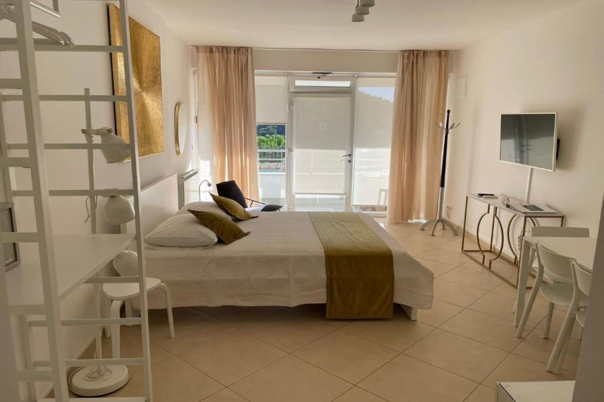Studio Apartment With Balcony And Sea View (S2)