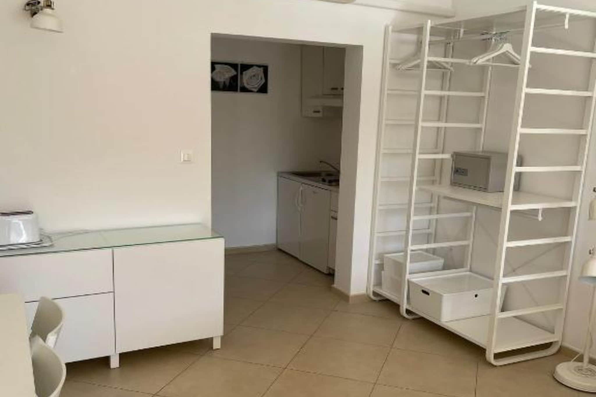 Studio Apartment With Balcony And Sea View (S2)-Buitenlucht