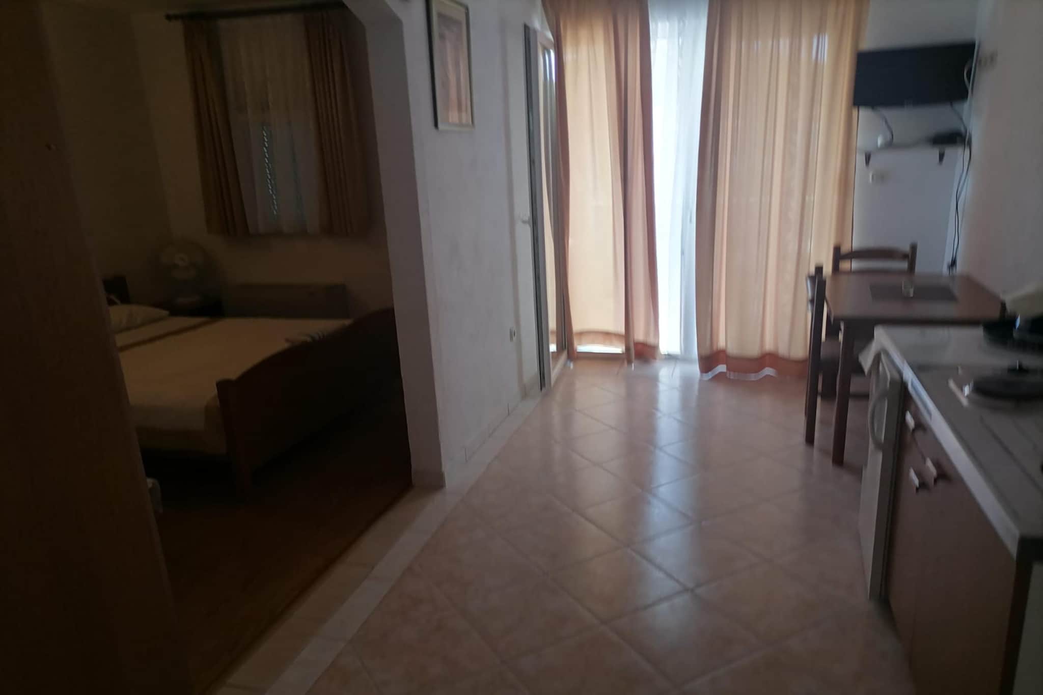 Apartments Libertas - Studio with Balcony and Sea View -  (8)-Indoor
