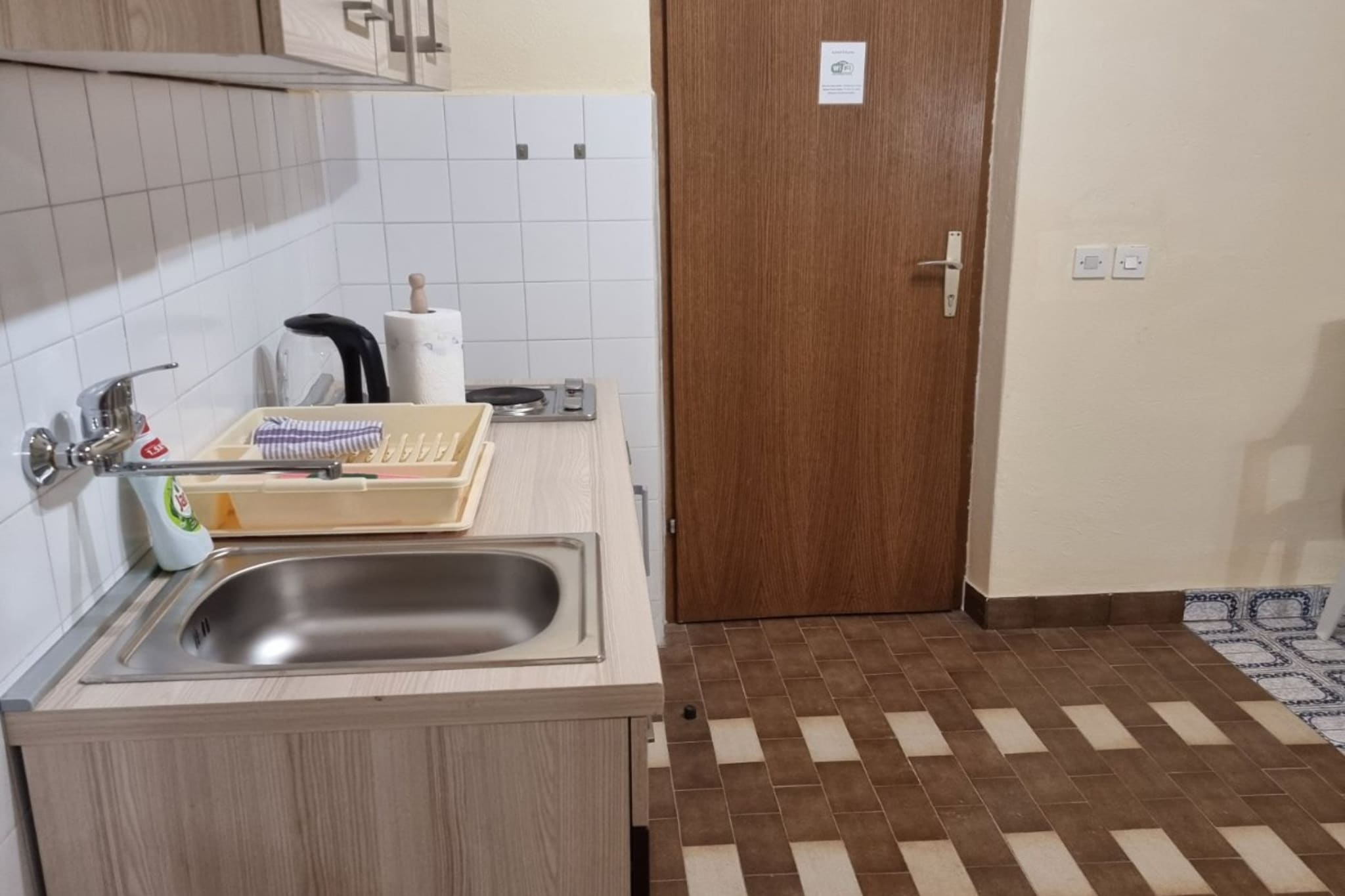 Apartments Željka - Studio Apartment with Terrace (1)-Küche