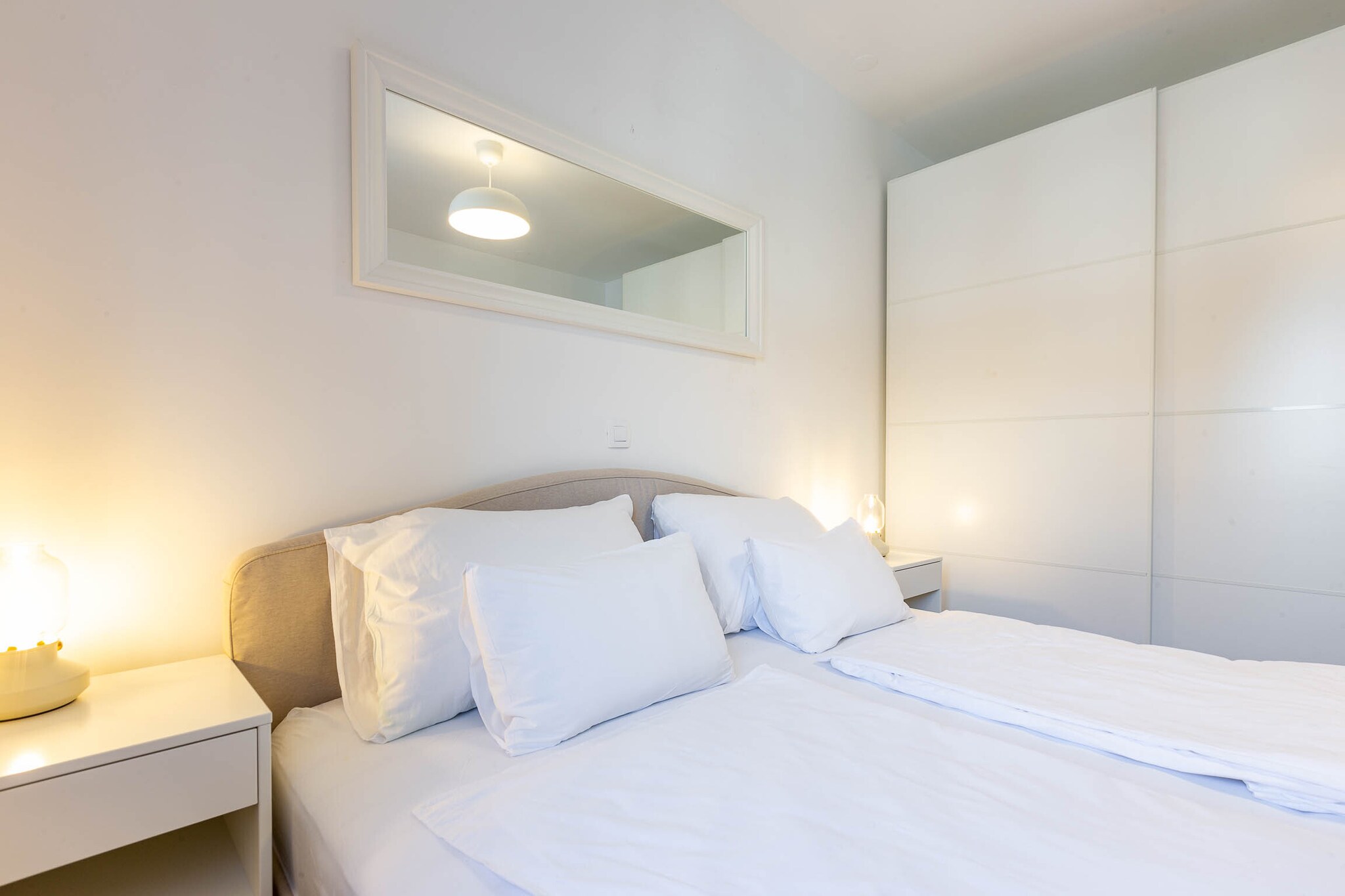 Exquisite Prestige Luxury Apartments with Shared Pool - Classic Three Bedroom Apartment with Balcony (owner 5)-Schlafzimmer