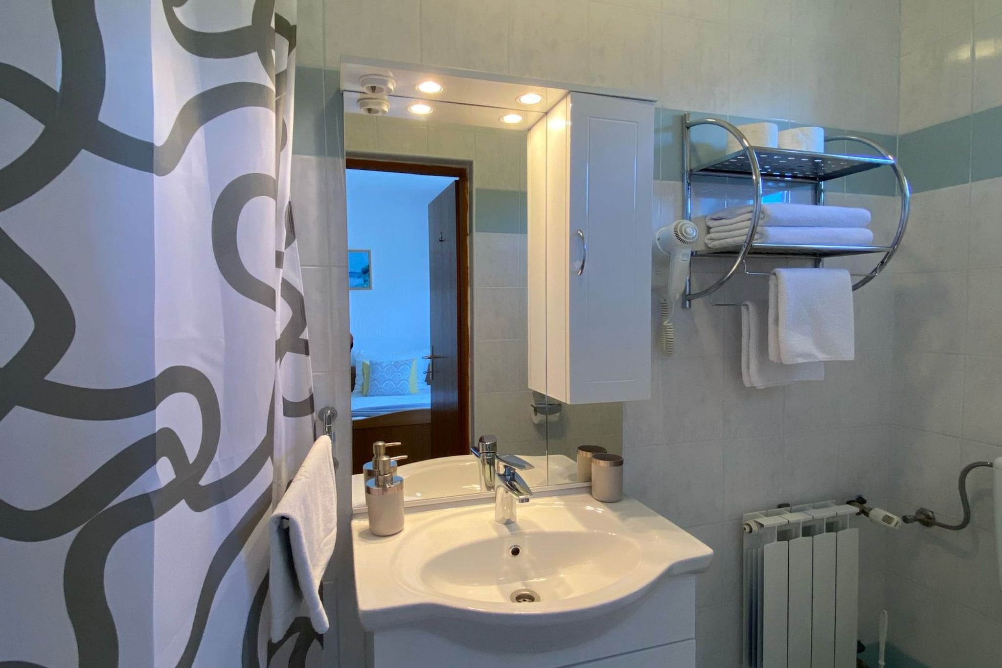 Standard Twin 1-Badkamer