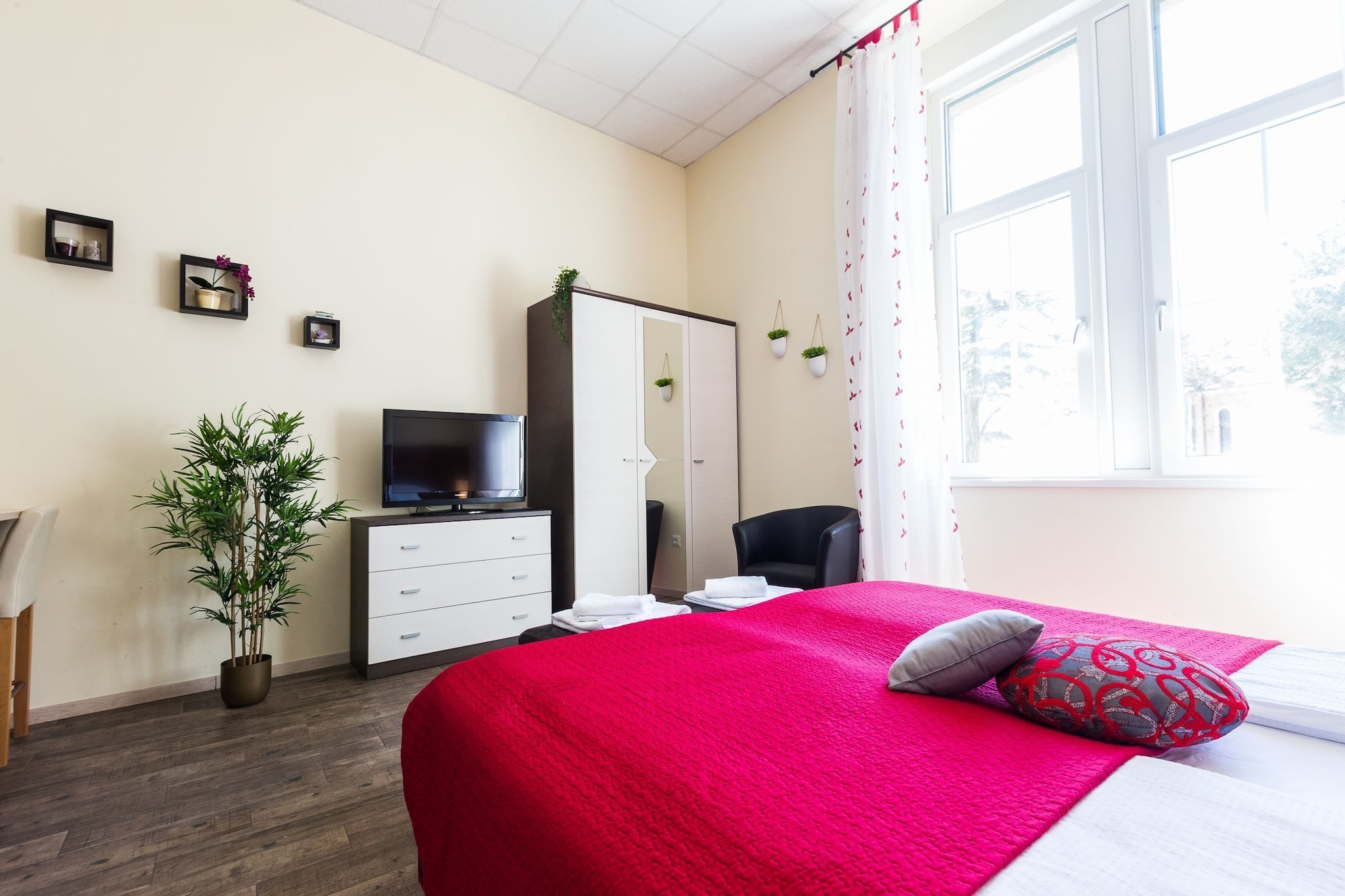 Charming and Historic Old Town Apartments - Double Room