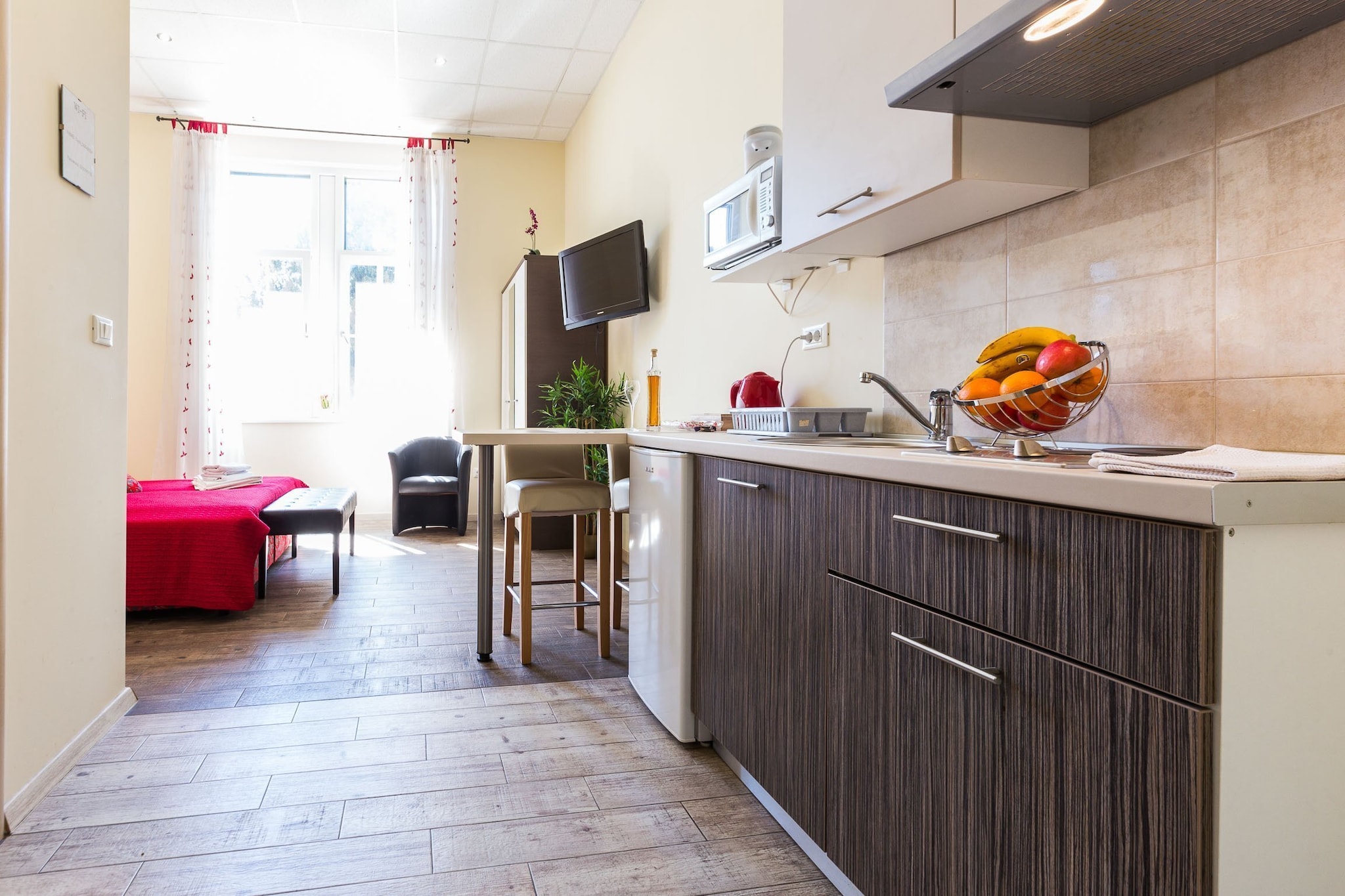 Charming and Historic Old Town Apartments - Studio Apartment