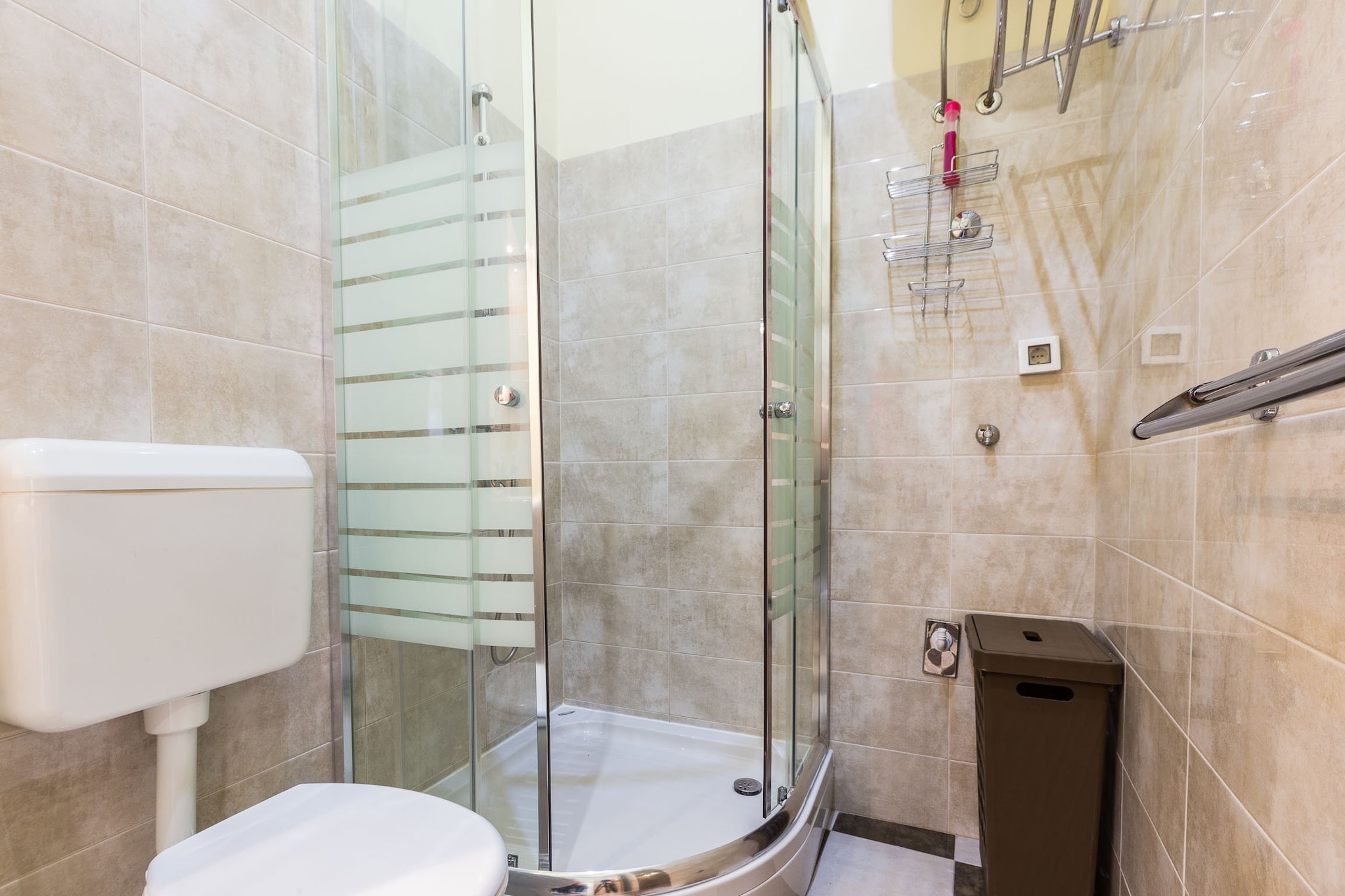 Charming and Historic Old Town Apartments - One Bedroom Apartment-Badezimmer