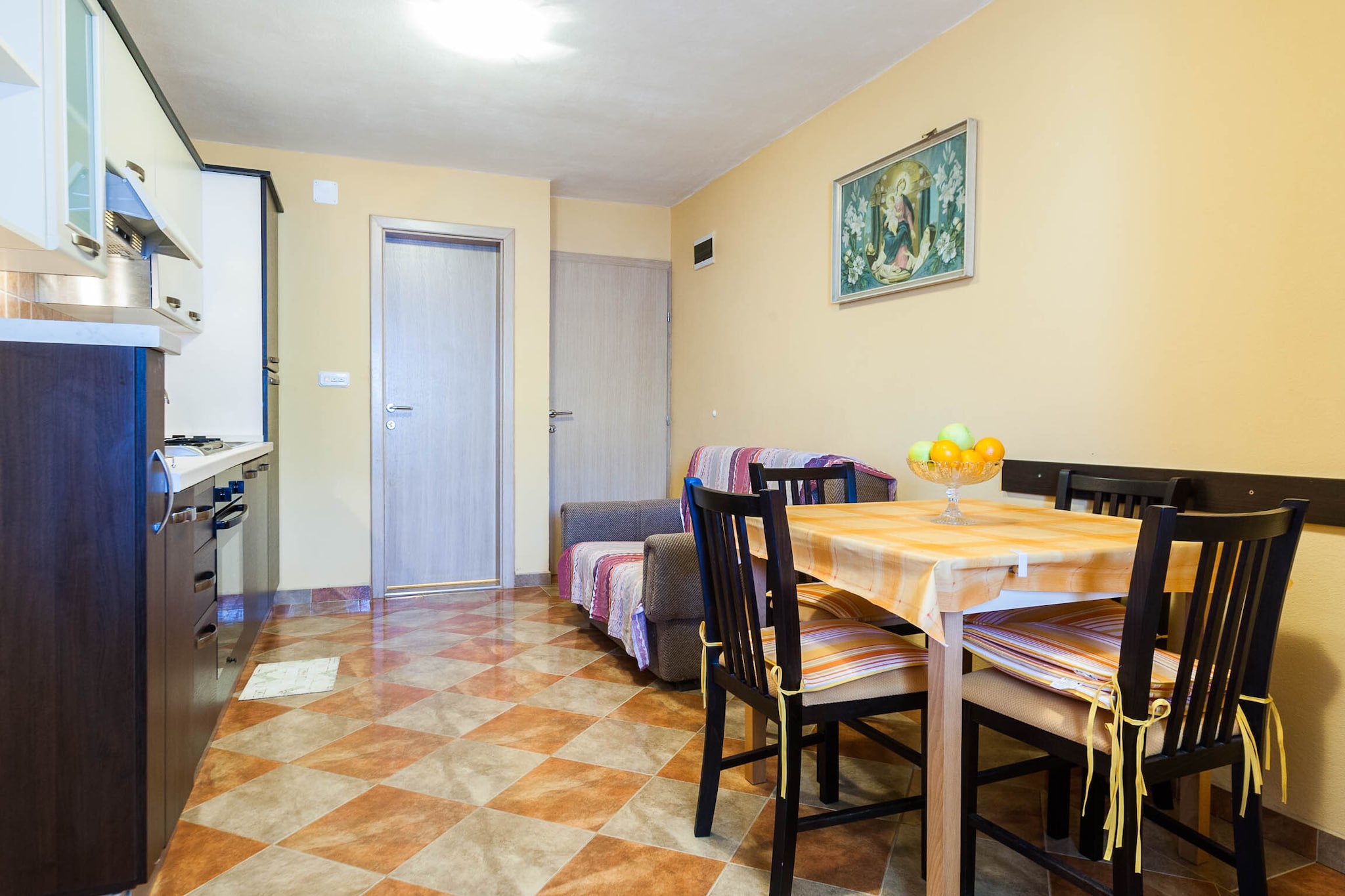 Cozy Apartments in Zadar with Sea and Mountain Views - One Bedroom Apartment with Balcony (owner 1)-Wohnzimmer