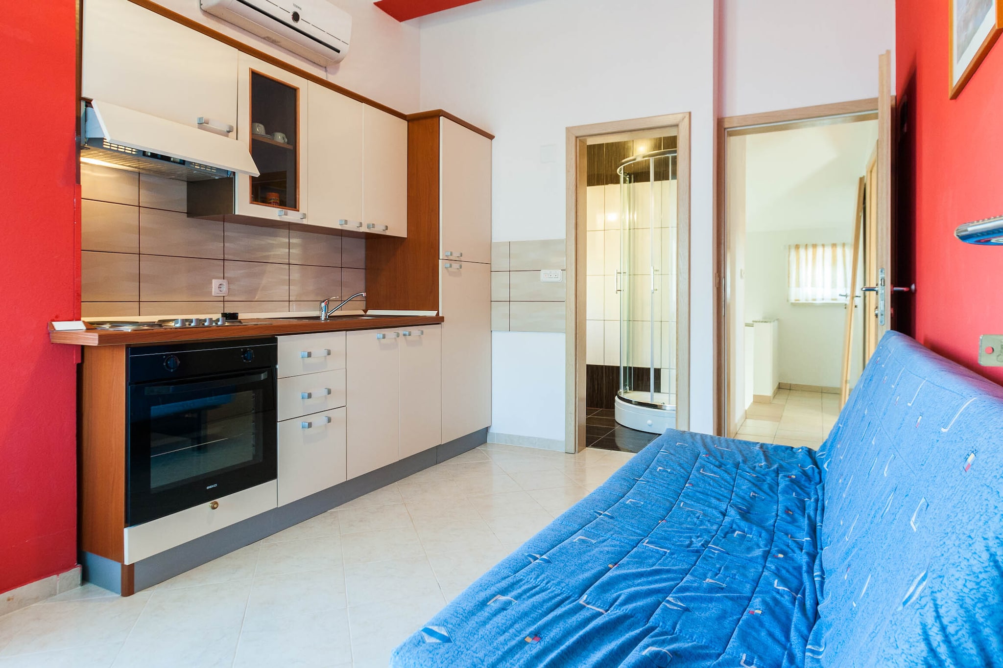 Cozy Apartments in Zadar with Sea and Mountain Views - Studio Apartment (owner 2)-Küche