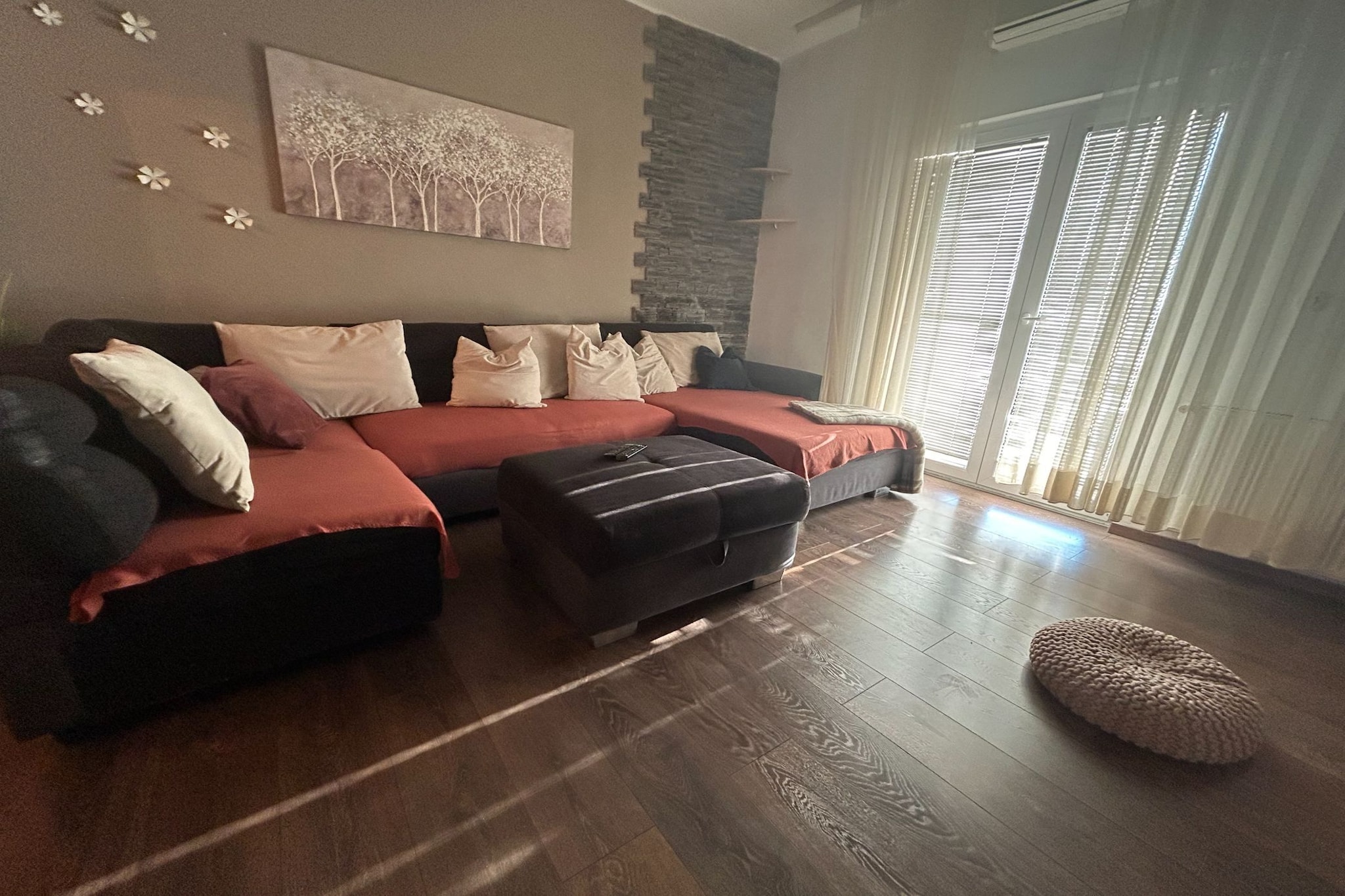 Villa Julia - Two Bedroom Apartment 6-Salon