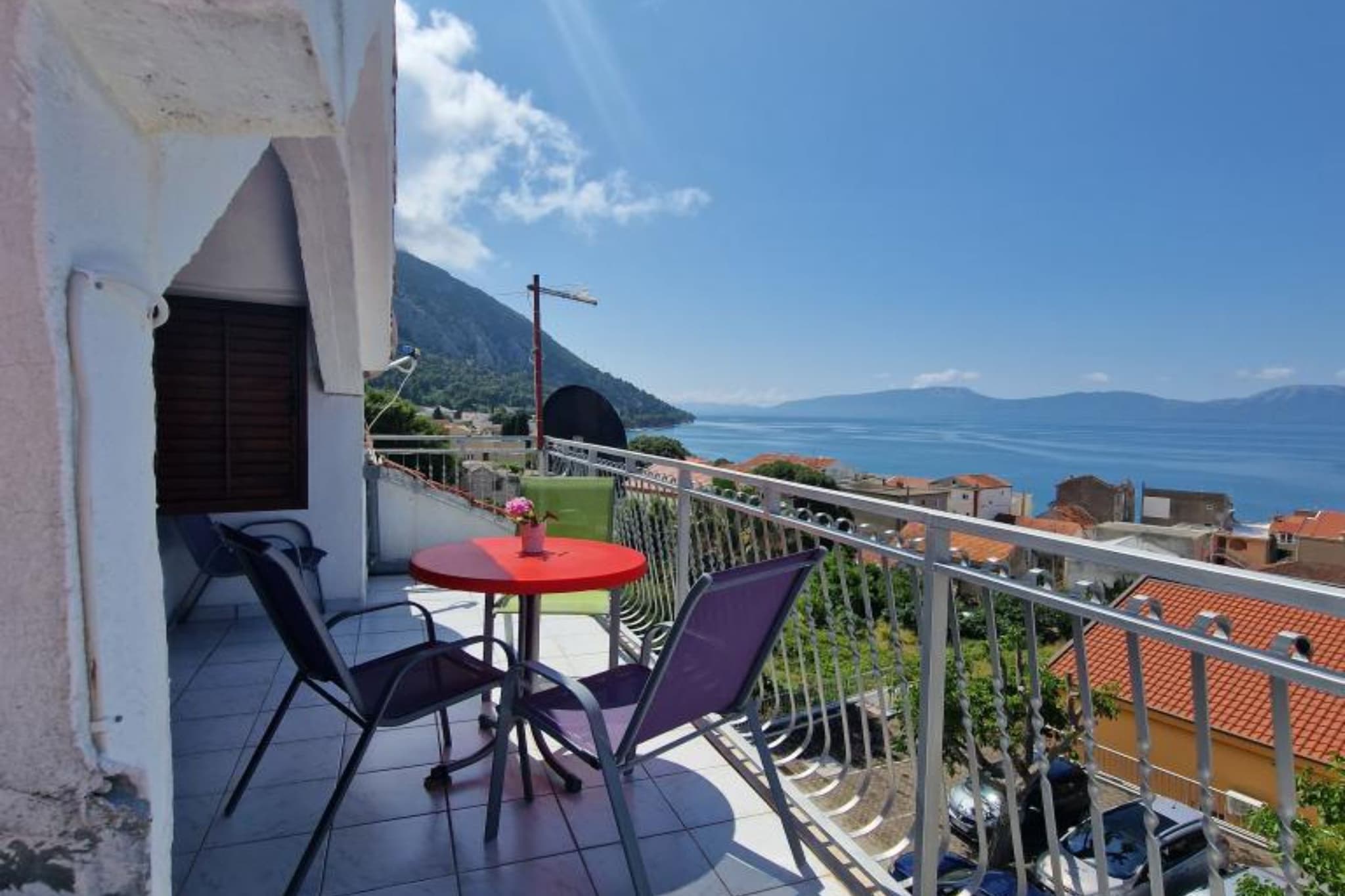 Two Bedroom  Apartment with Terrace and Sea View 4-Terrassenbalkon