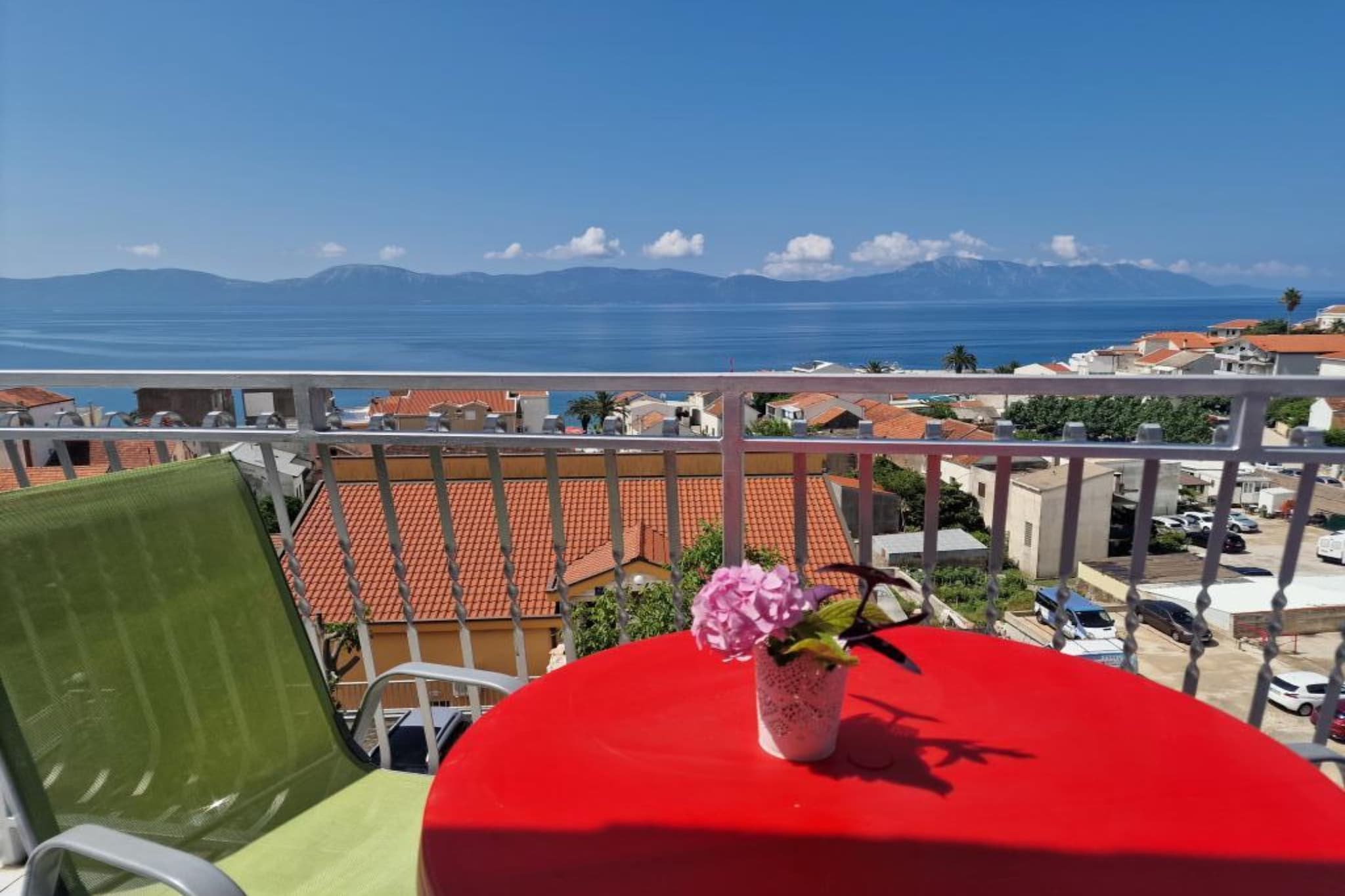 Two Bedroom  Apartment with Terrace and Sea View 4-Terrassenbalkon