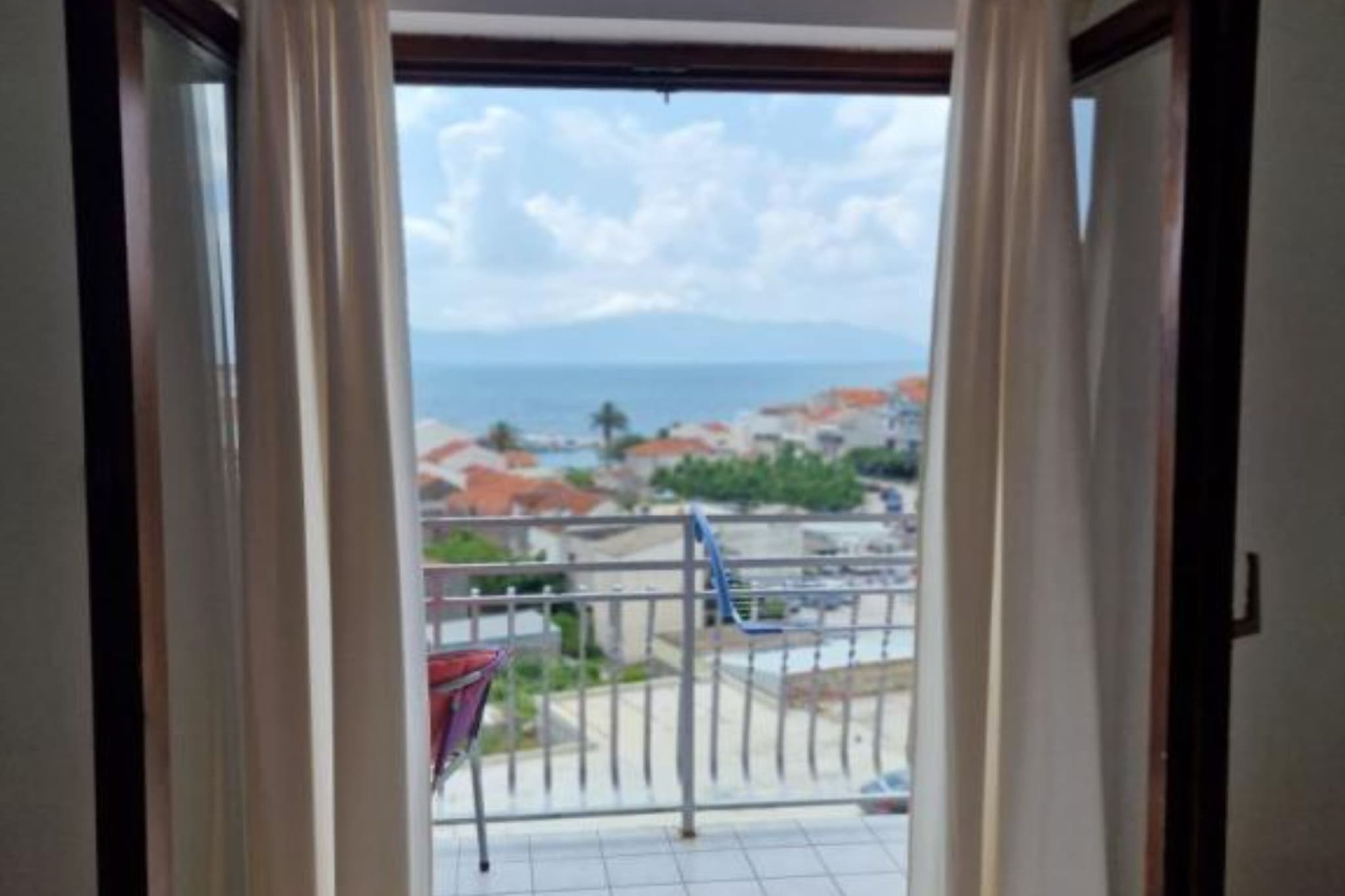 One Bedroom Apartment with Balcony and Sea View 3-Uitzicht