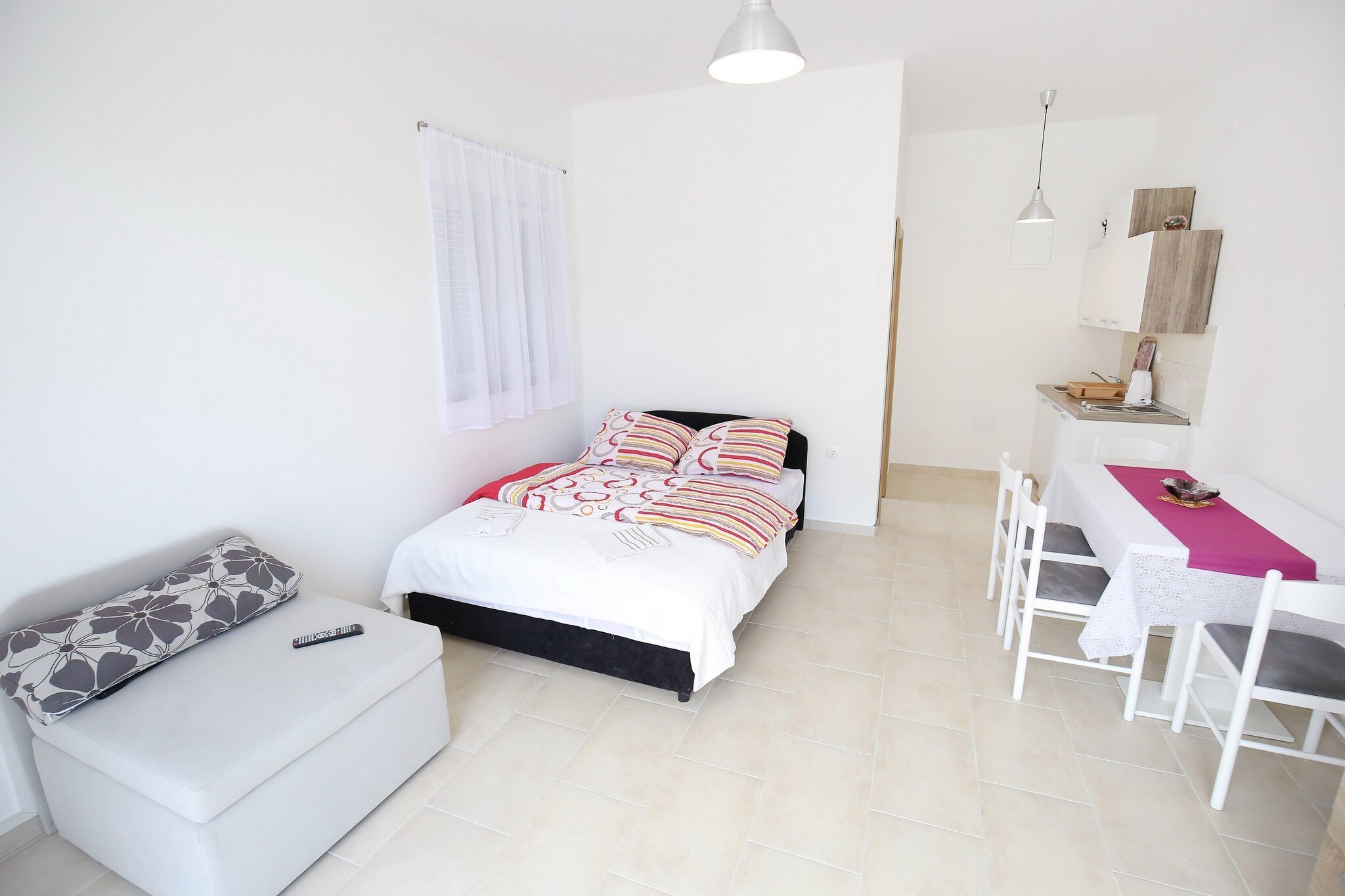 Apartments Kapetan - Comfort Studio Apartment with Terrace-Bedroom