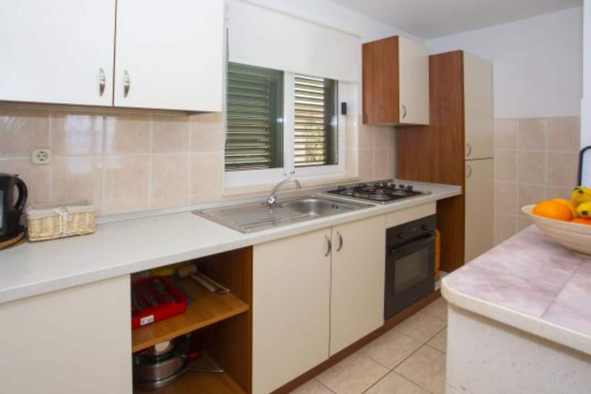 Sea View Apartments Lendic Podgora - Classic Studio Apartment with Terrace and Sea View-Kitchen