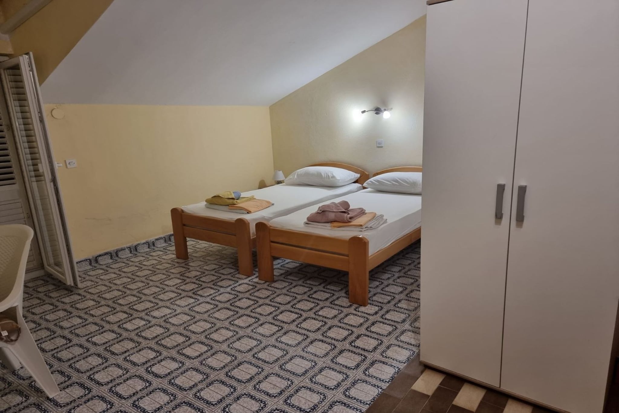 Apartments Željka - Studio Apartment with Terrace with Sea View (6)-Schlafzimmer
