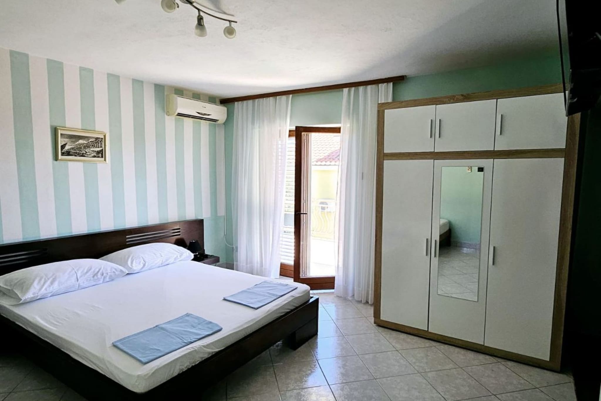 Apartments Željka - Studio Apartment with Terrace with Sea View (6)-Schlafzimmer