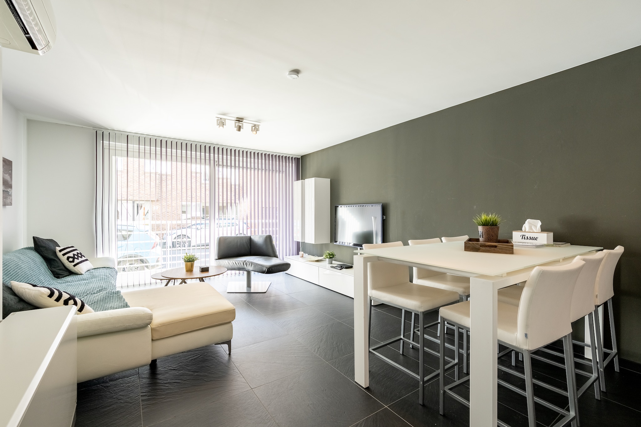 SEAGARDEN VILLAGE 003 0001-Eetkamer