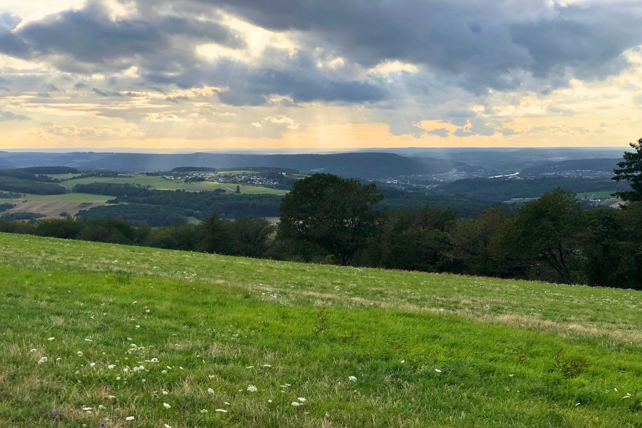 PH2 Apartment mit 2 Schlafzimmern Pellinger-Hof-Gebiete Sommer 20 km