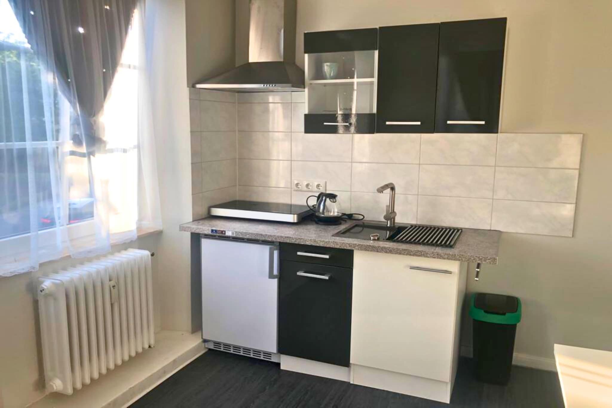 PH2 Apartment mit 2 Schlafzimmern Pellinger-Hof-Küche