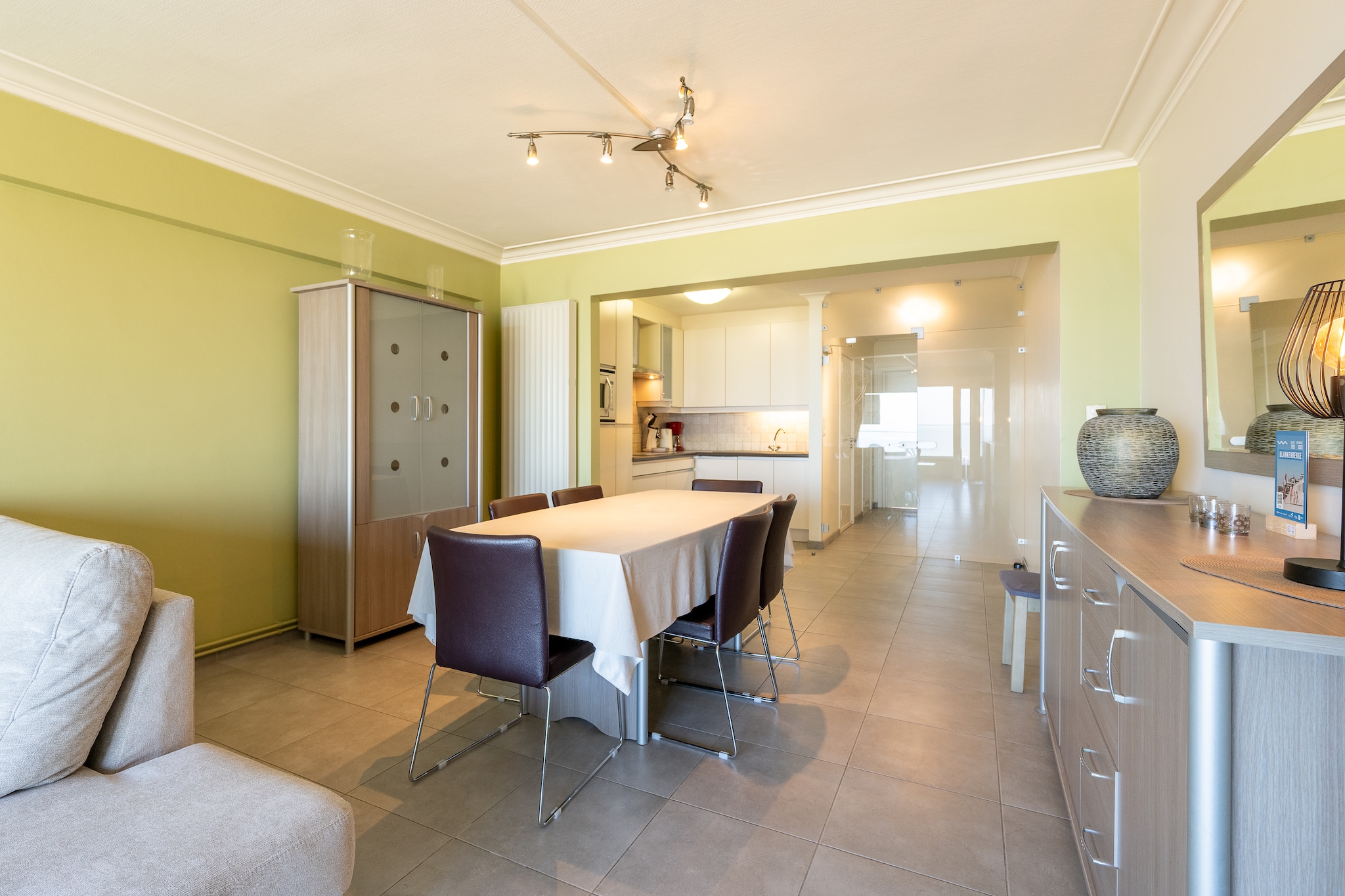 EXCELSIOR 26A-Eetkamer