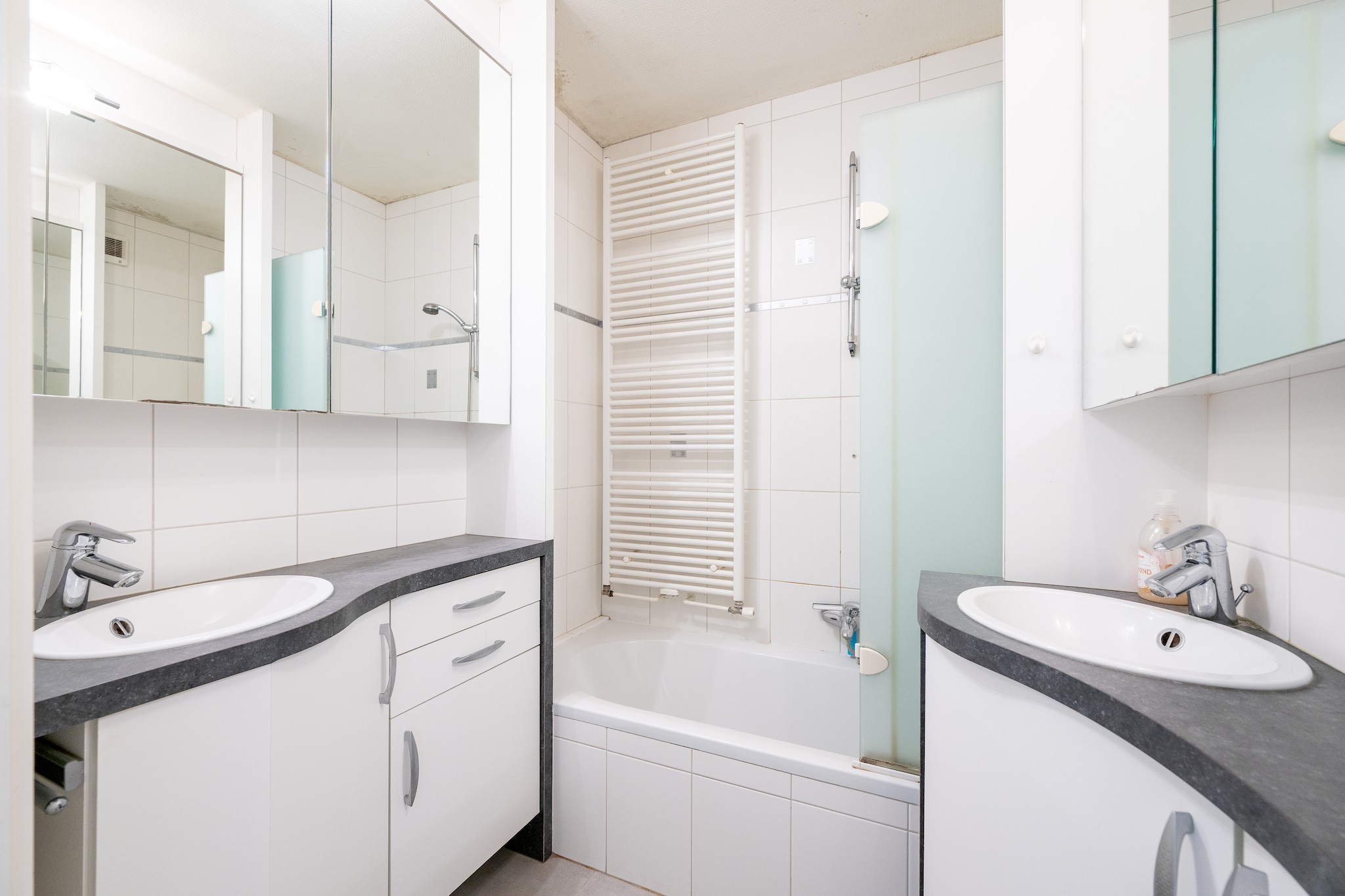 EXCELSIOR 26A-Badkamer