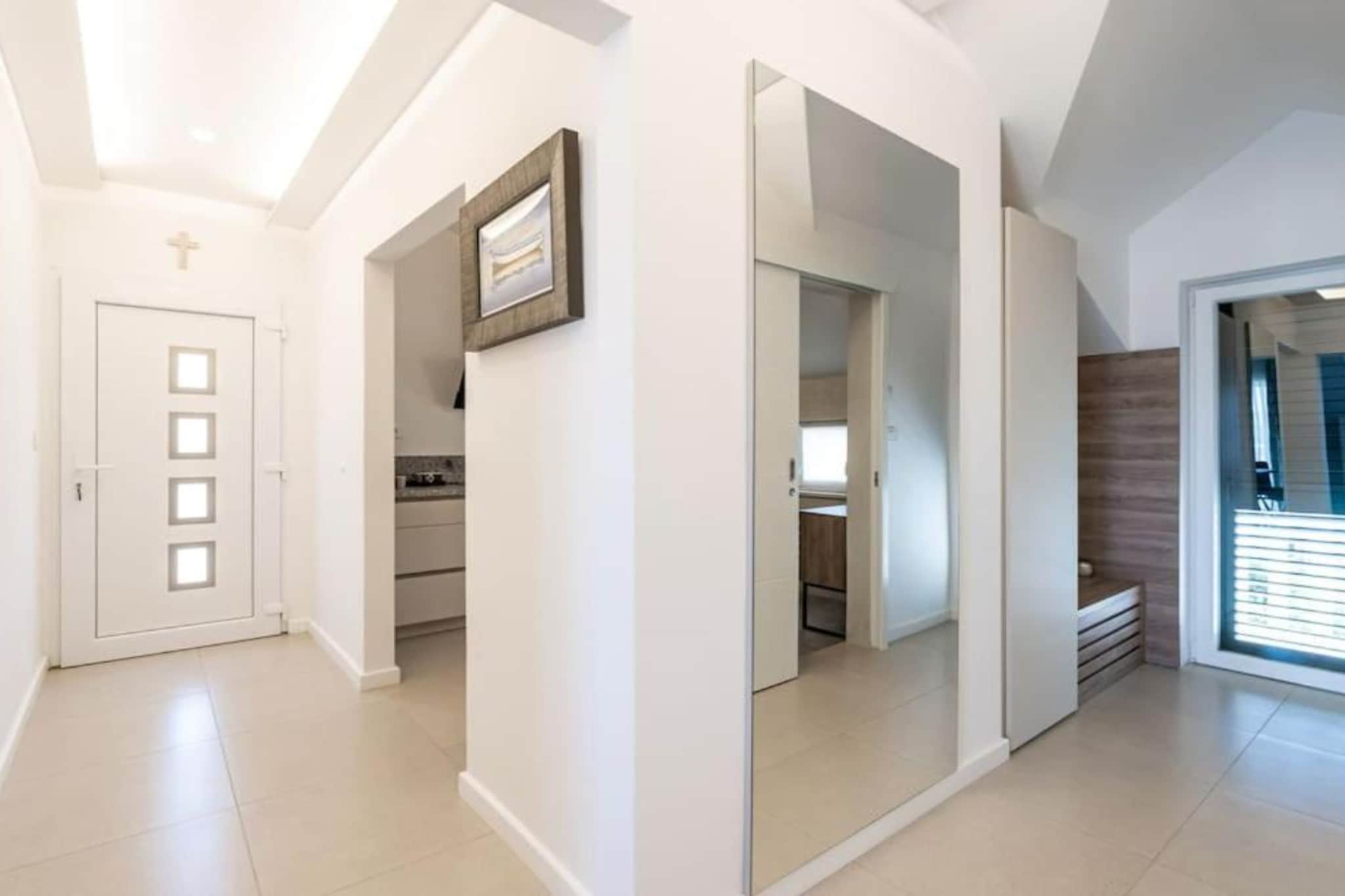 Friends & Family Home - Four Bedrooms Apartment