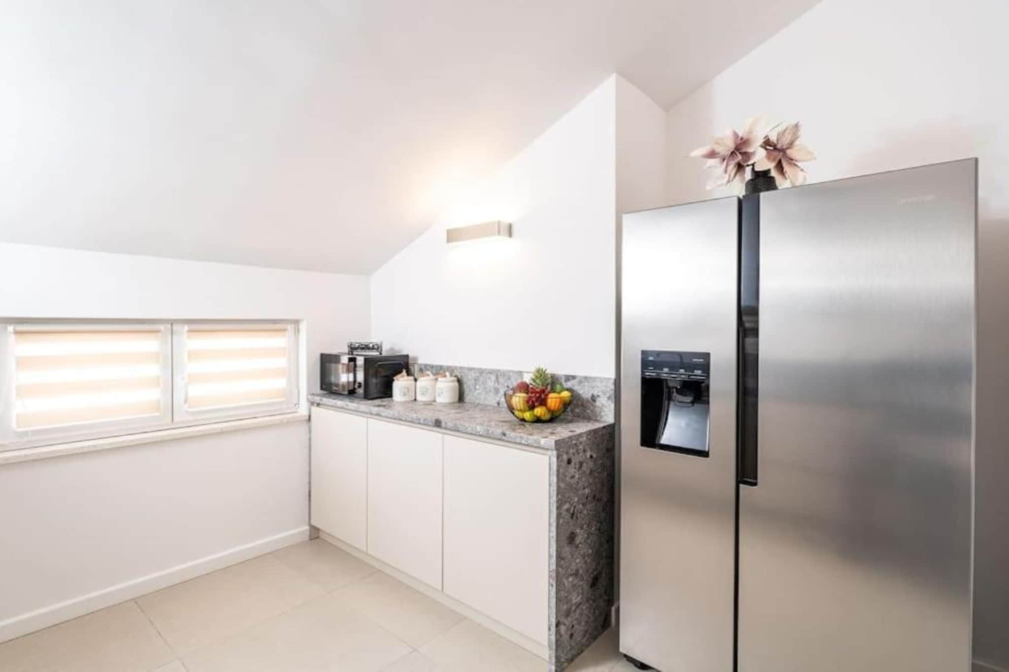 Friends & Family Home - Four Bedrooms Apartment