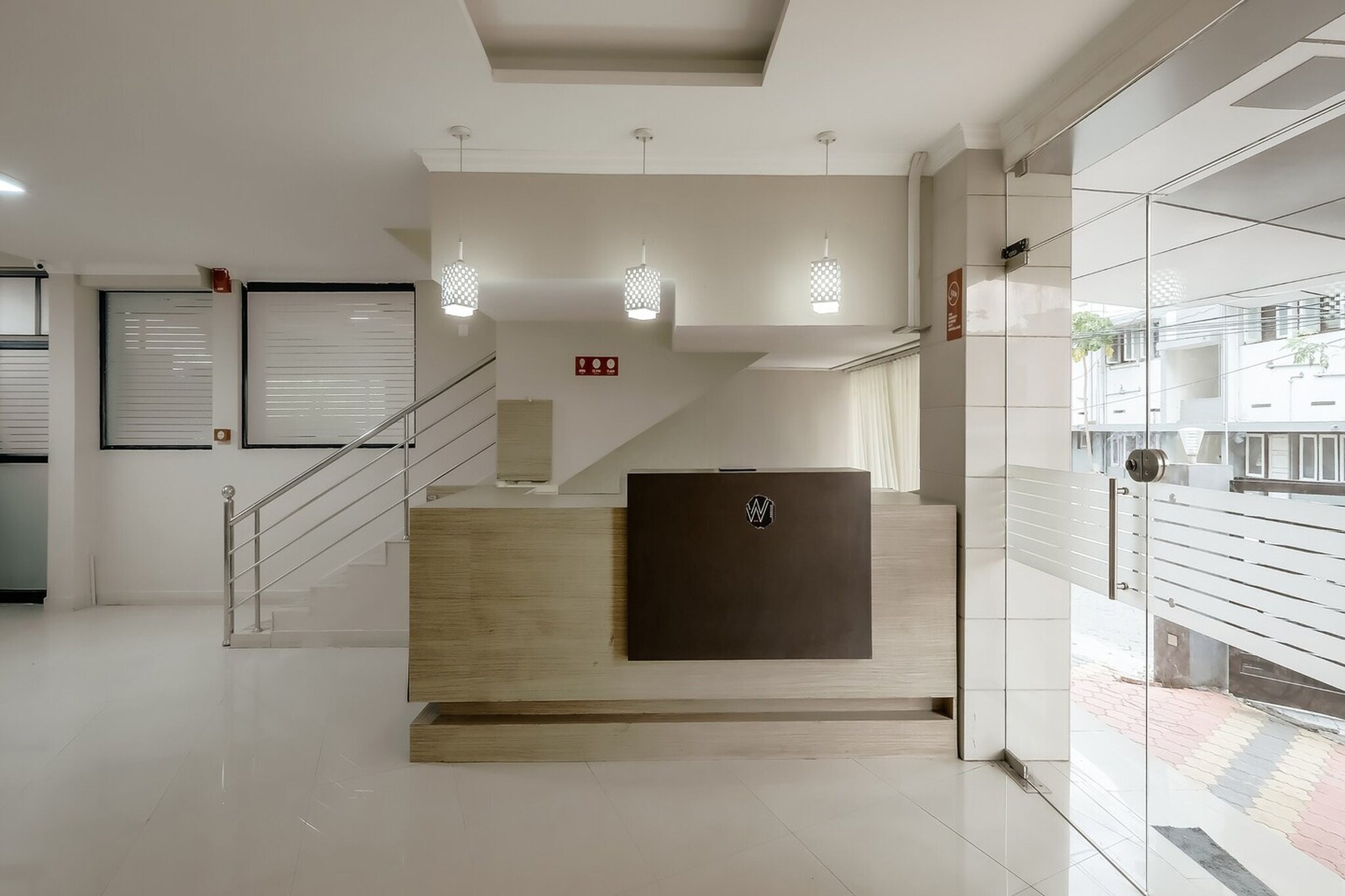 Set within 12 km of Kochi Biennale and 2 km of Cochin Shipyard, Collection O Kadavanthra Near South Railway Station offers rooms with air conditioning and a private bathroom in Cochin. Among the facilities at this property are room service and a 24-hour front desk, along with free WiFi throughout the property. The property is non-smoking and is situated less than 1 km from Rajiv Gandhi Indoor Stadium.
All guest rooms at the hotel come with a seating area, a flat-screen TV with satellite channels and a private bathroom with free toiletries and a bath or shower. All rooms feature a desk.
Popular points of interest near Collection O Kadavanthra Near South Railway Station include Ernakulam Railway Station, Cochin International Airport is 27 km from the property.
Unmarried couples are warmly welcome at this property.
Guests with local ID proof are warmly welcome.
Early Check-In Policy: A full day’s room rate will be charged for check-ins before 6:00 AM. Complimentary early check-in is available between 6:00 AM and 10:00 AM, subject to room availability.
Check-in is only available to guests aged 18 and above. Please provide a government-issued ID to confirm your age.