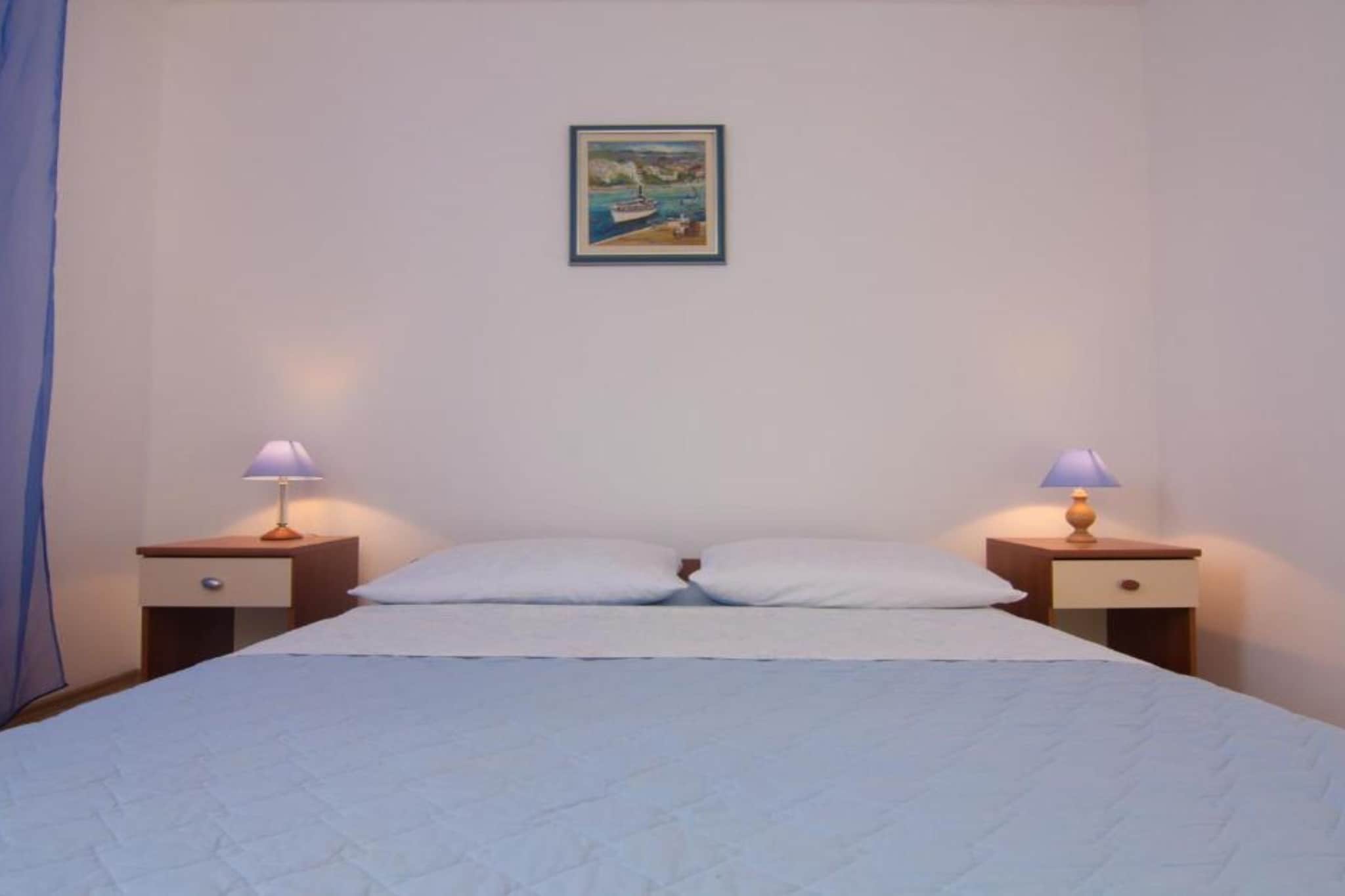 Apartment Magdic - Two Bedroom Apartment with Terrace-Schlafzimmer