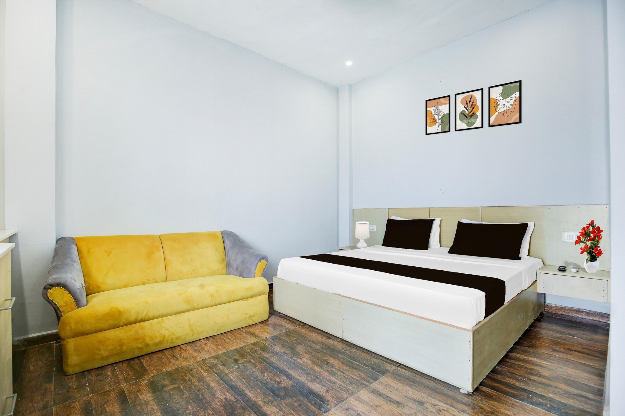 Comfortable Accommodations: Collection O Phagwara Near LPU Law Gate in Phagwara offers family rooms with air-conditioning, private bathrooms, work desks, and seating areas. Each room includes free toiletries, a bath or shower, TV, and tiled floors.
Essential Facilities: Guests enjoy free WiFi throughout the property, a lift, 24-hour front desk, housekeeping service, room service, and luggage storage. Additional amenities include a work desk, seating area, and wardrobe.
Convenient Location: Located 28 km from Adampur Airport, the hotel is 23 km from Jalandhar Railway Station and 38 km from Ludhiana Junction Railway Station. Reception staff speak English and Hindi.
Unmarried couples are warmly welcome at this property.
Guests with local ID proof are warmly welcome.
Early Check-In Policy: A full day’s room rate will be charged for check-ins before 6:00 AM. Complimentary early check-in is available between 6:00 AM and 10:00 AM, subject to room availability.
Check-in is only available to guests aged 18 and above. Please provide a government-issued ID to confirm your age.